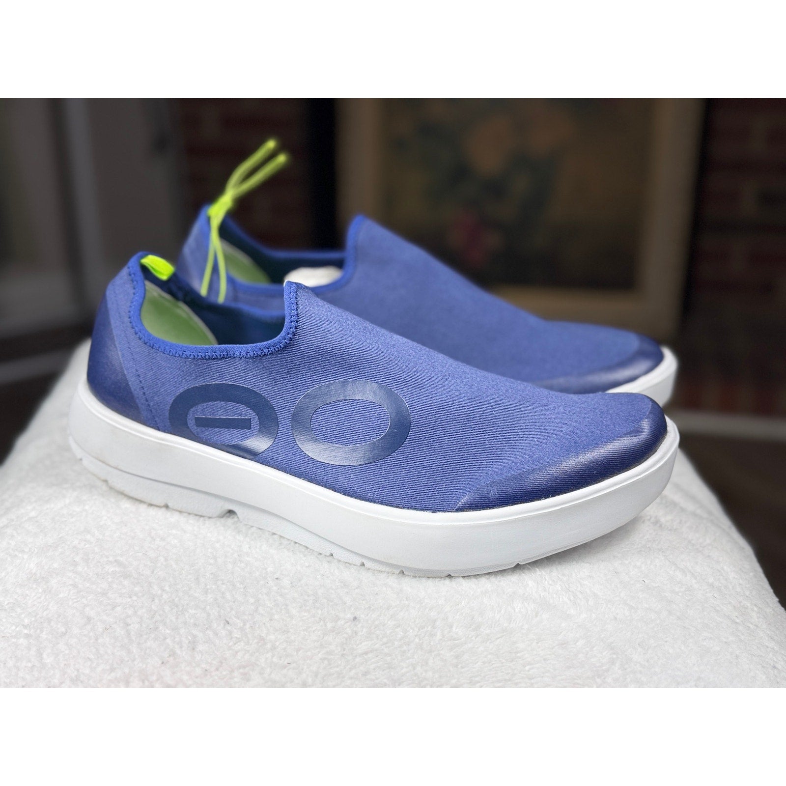 OOFOS OOmg Eezee Men’s Slip On Recovery Shoes Navy Blue Size 13 EU 46