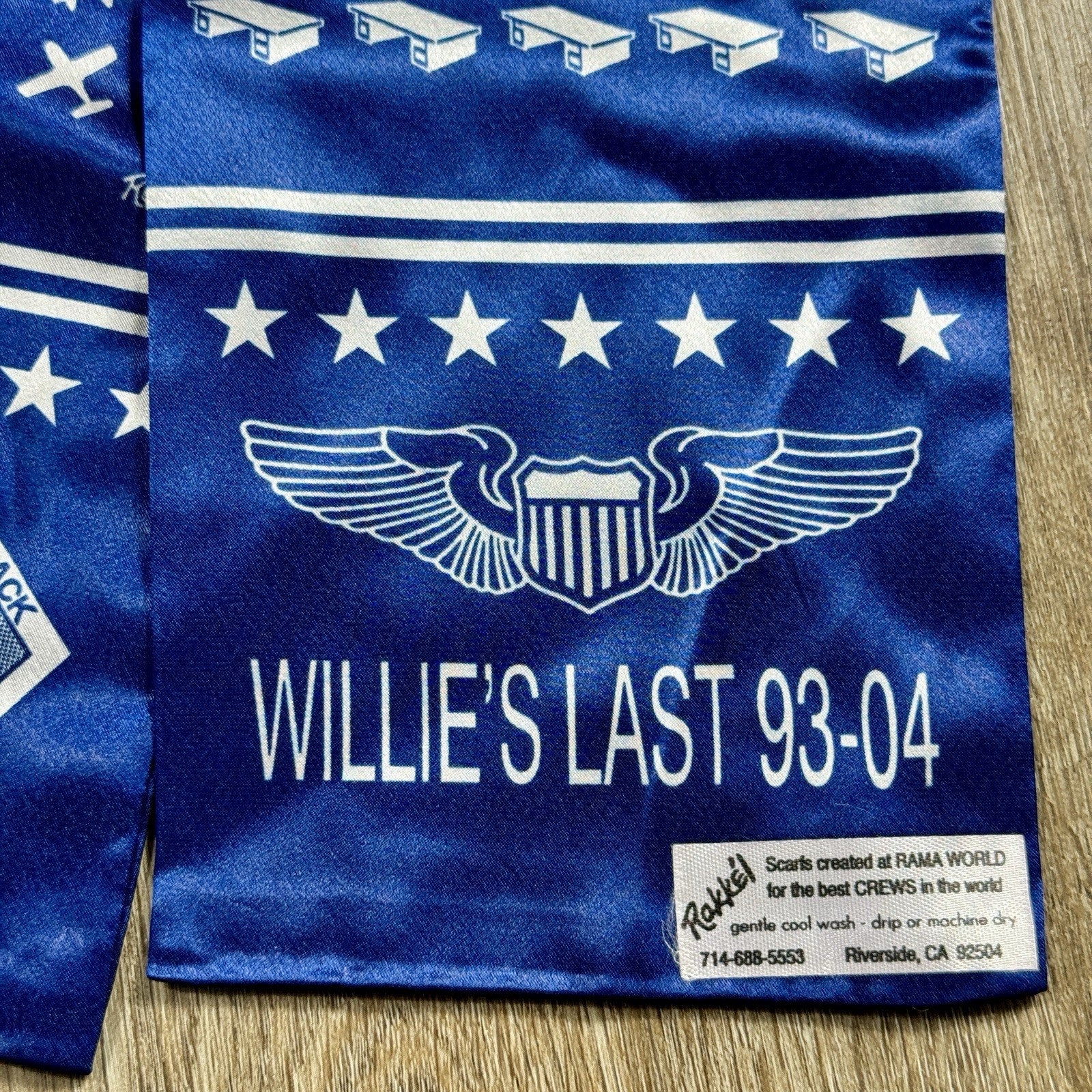 Rakkei Rama World Willie’s Last 93-04 Aviation Crew Pilot Scarf Vtg USA 45”