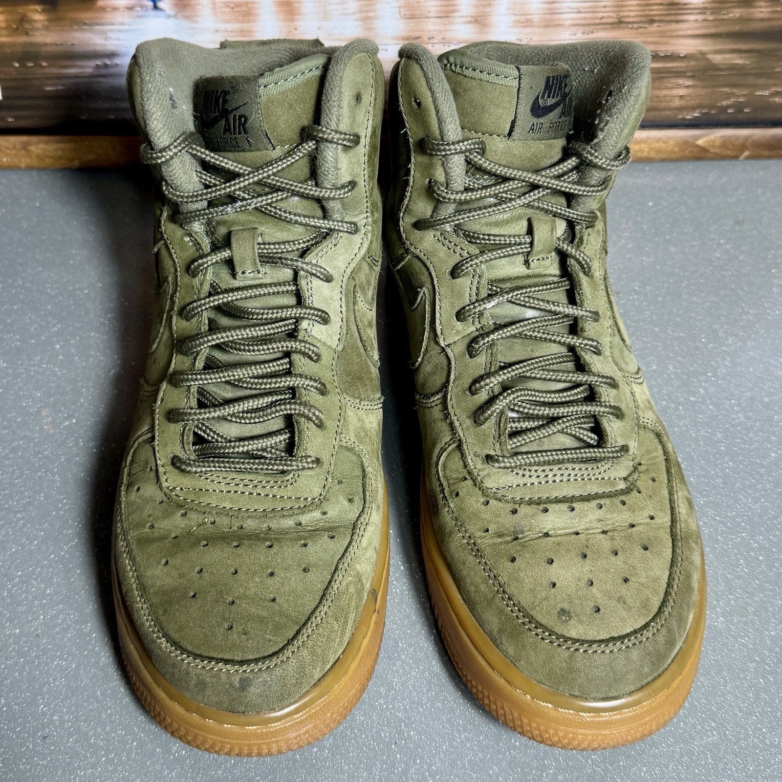 Nike Air Force 1 High WB GS Medium Olive Dark Gum 922066-202 Women’s 7 - 5.5Y