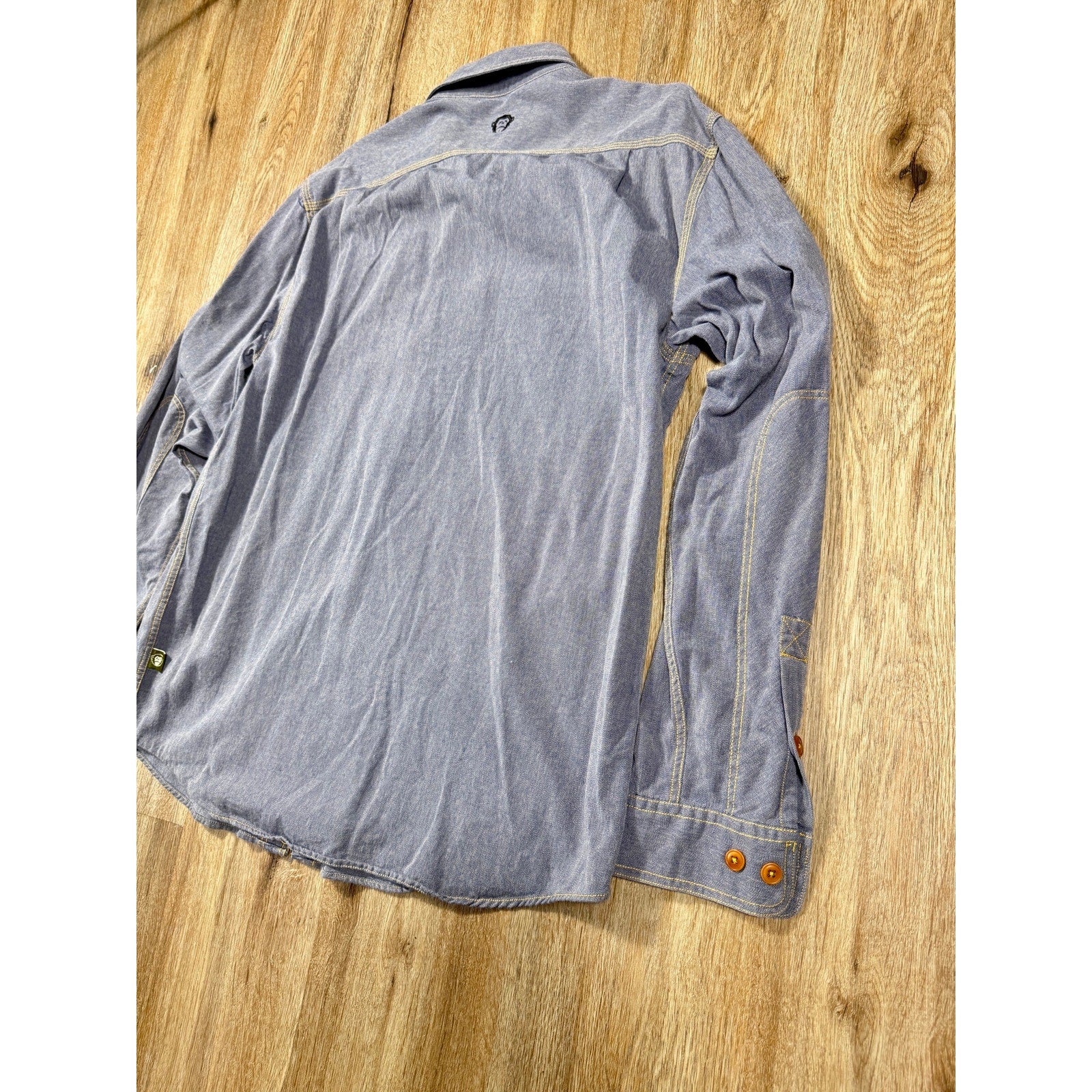 Howler Bros x Clutch Chambray Work Shirt Men’s Large Blue Rare Patch Button Up