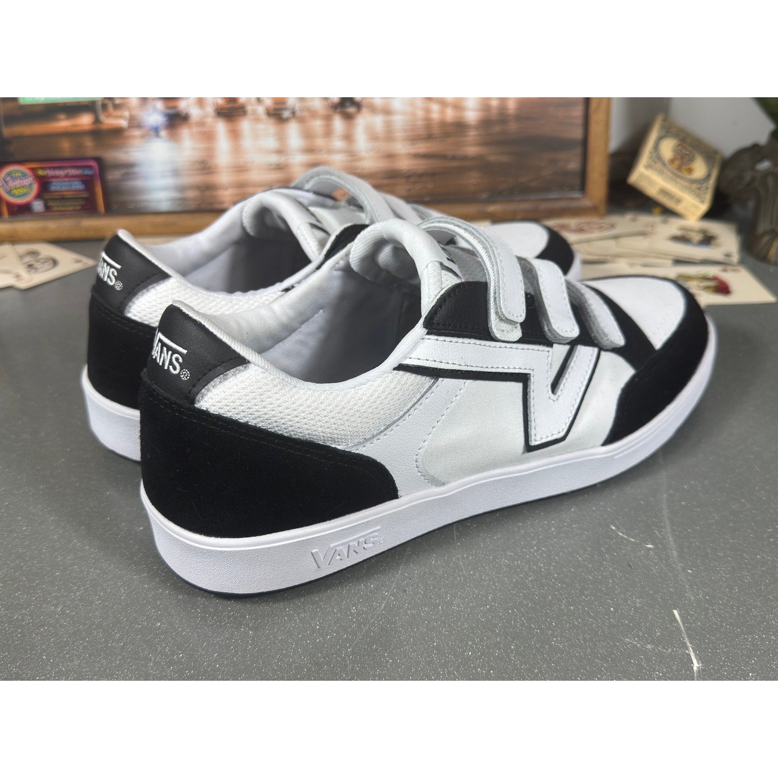 Vans Sport Low Velcro Strap Black White Sneakers Men’s 13 VN721356 New