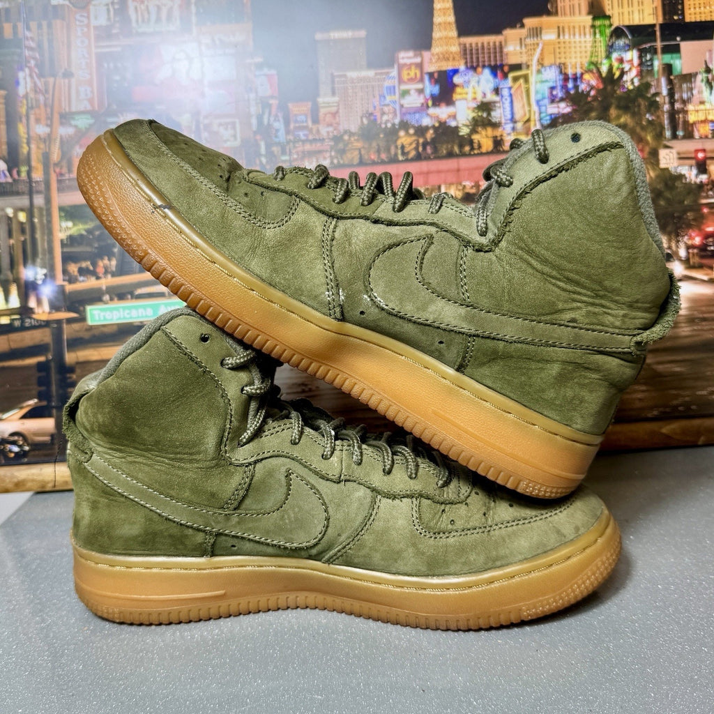 Nike Air Force 1 High WB GS Medium Olive Dark Gum 922066-202 Women’s 7 - 5.5Y