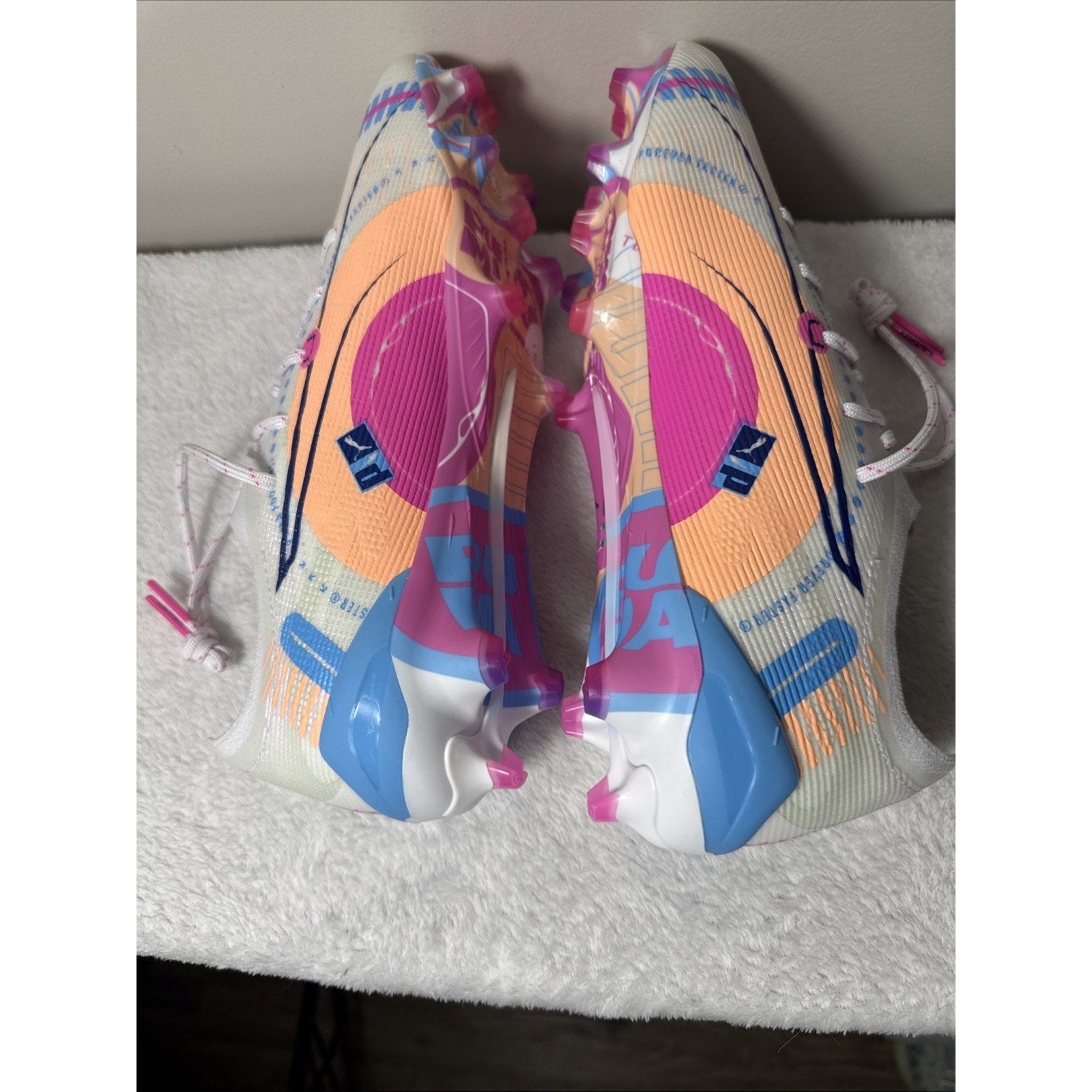 Puma Ultra Ultimate FG/AG Soccer Cleats White Pink Blue Size 9.5 108063-01 Rare