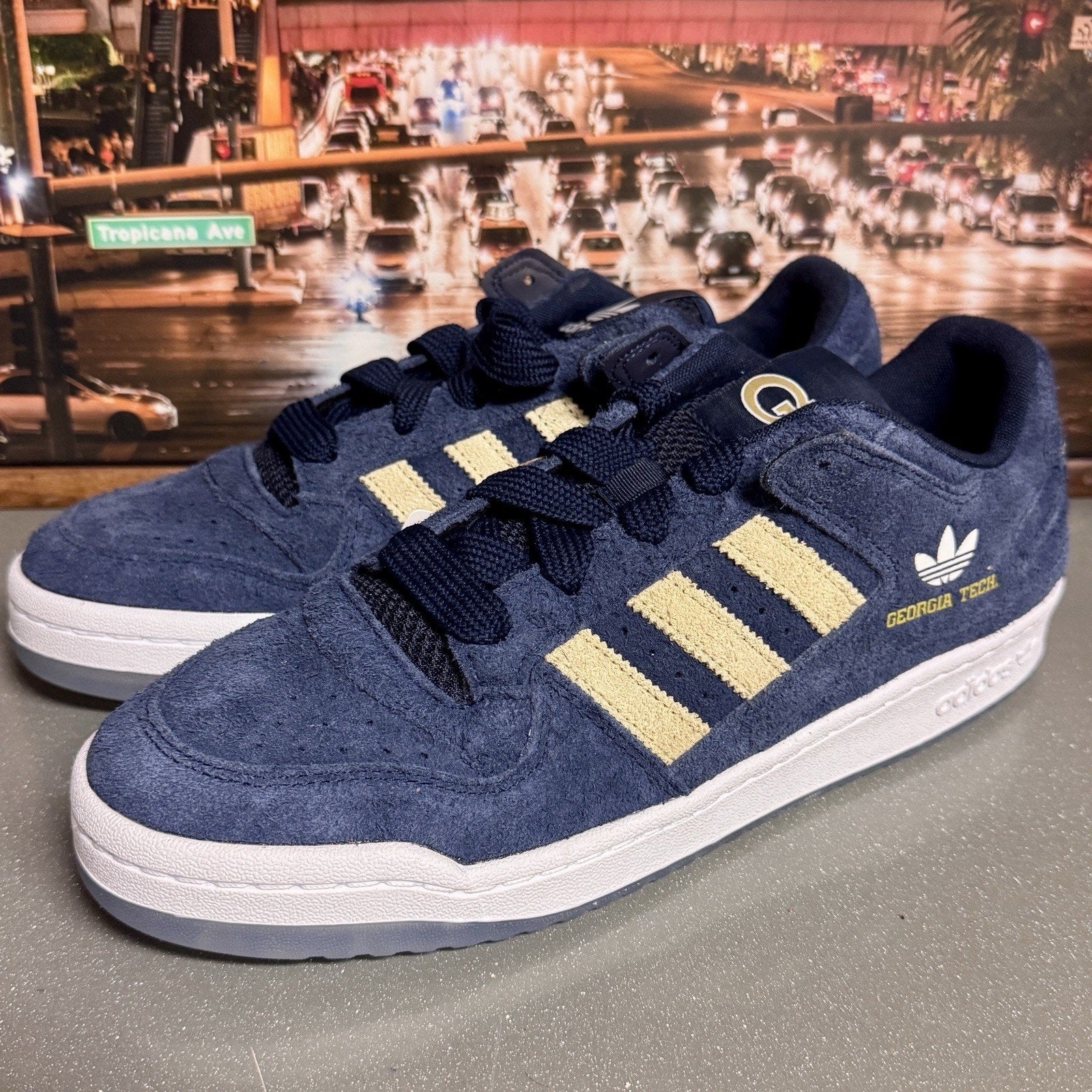 adidas Forum Low Georgia Tech Yellow Jackets Men’s 10 Sneakers Casual Shoes NCAA