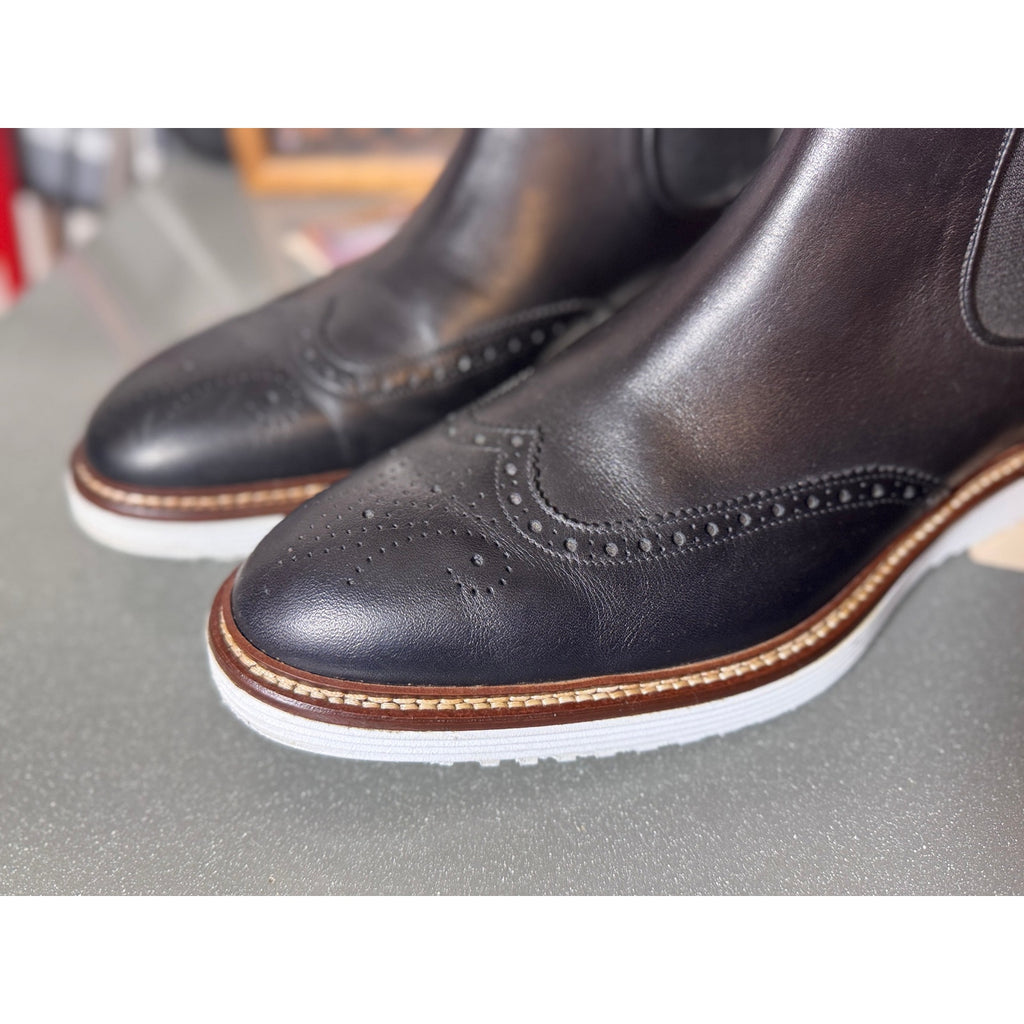 Johnston & Murphy Collection Chelsea Wingtip Boots Black Leather Italy Mens 10M