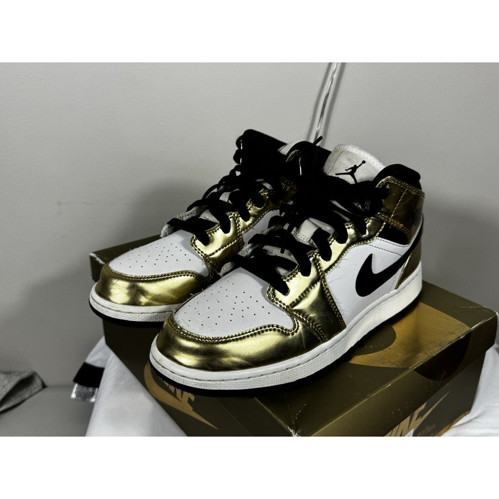 Nike Air Jordan 1 Mid SE Metallic Gold DC1420-700 GS Size 7Y 7 Used