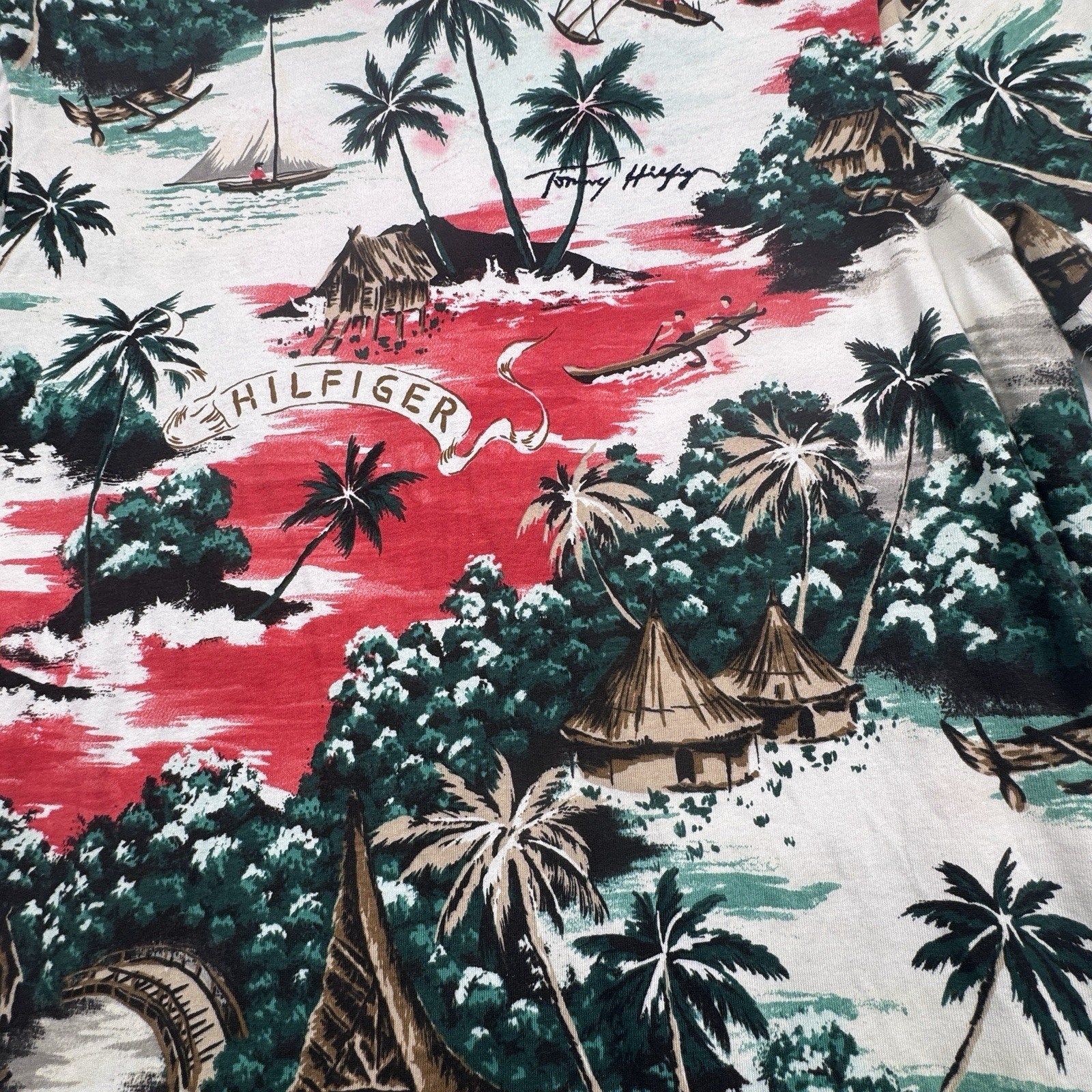 Tommy Hilfiger Tropical Island All Over Print T Shirt Men’s Medium 100% Cotton M