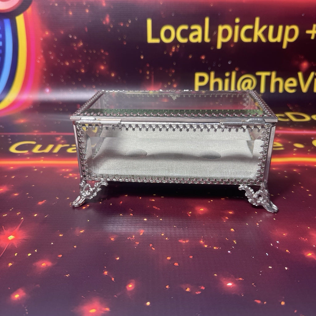 Cynthia Rowley New York Jewelry Box Glass Hinged Silver Filigree Trinket Ring