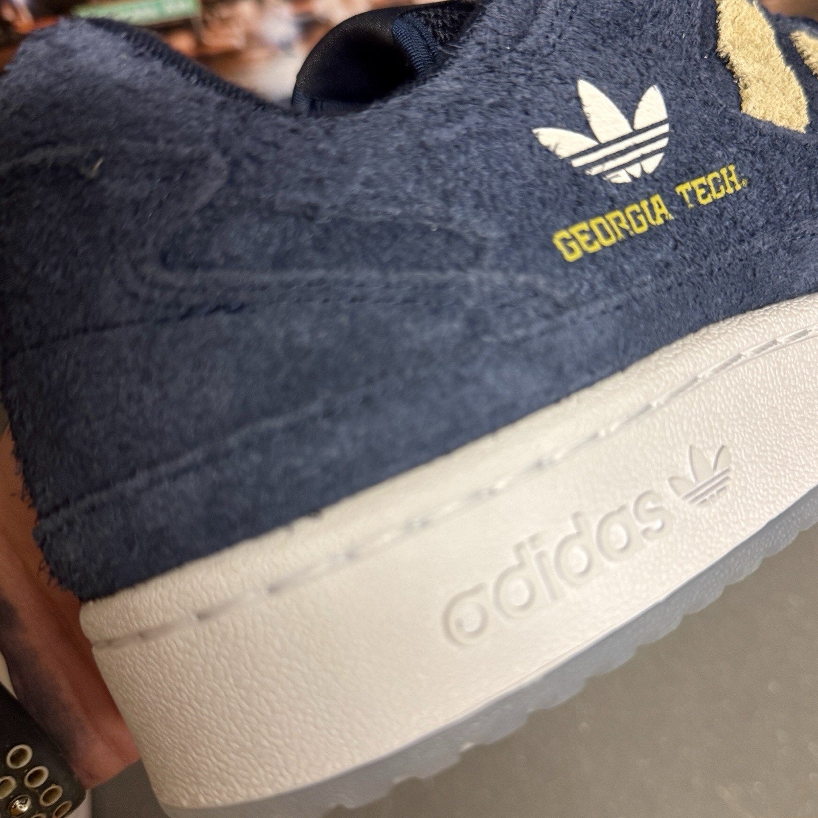 adidas Forum Low Georgia Tech Yellow Jackets Men’s 10 Sneakers Casual Shoes NCAA