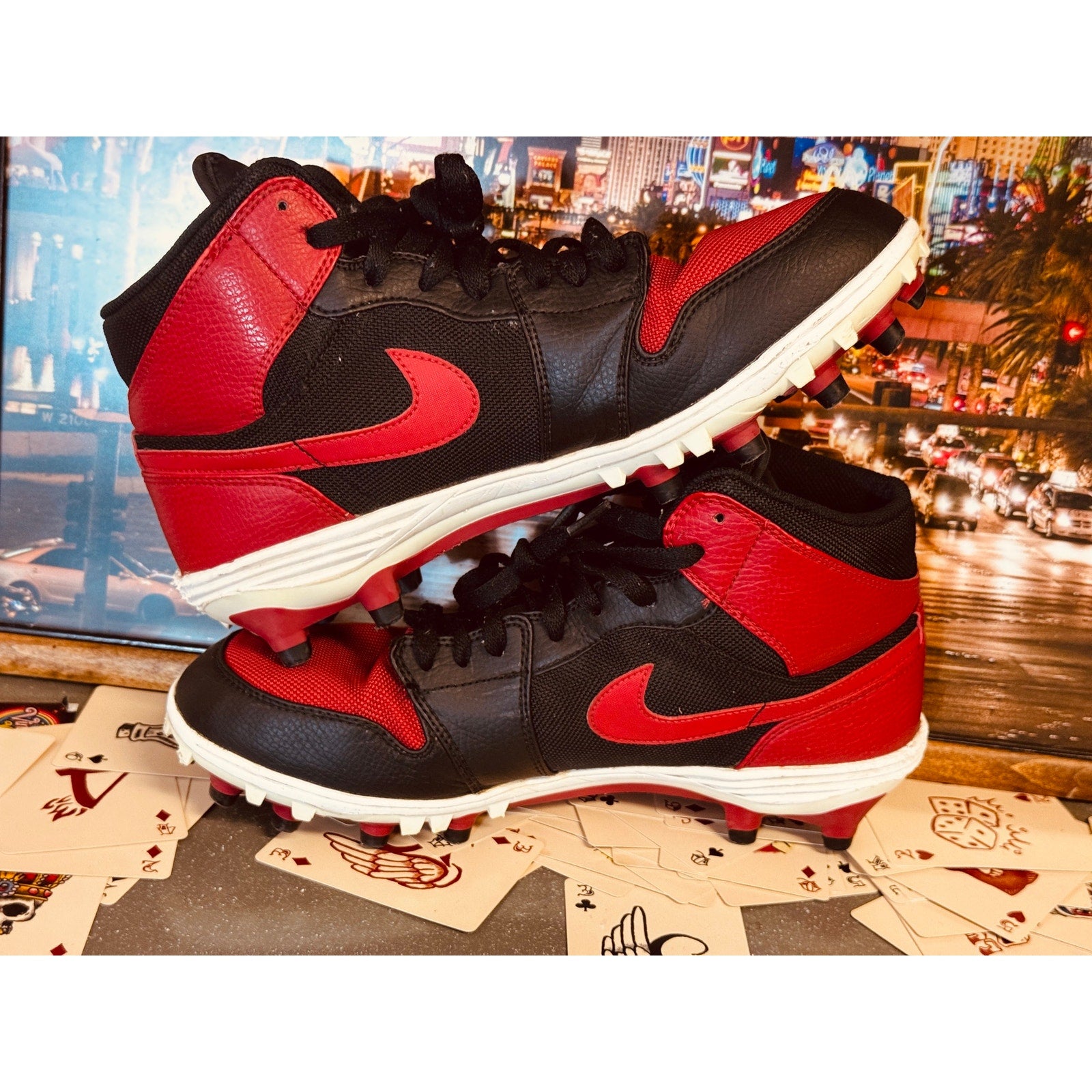 Nike Air Jordan 1 Mid TD Football Cleats Bred Black Red AR5604-061 Men’s Size 9