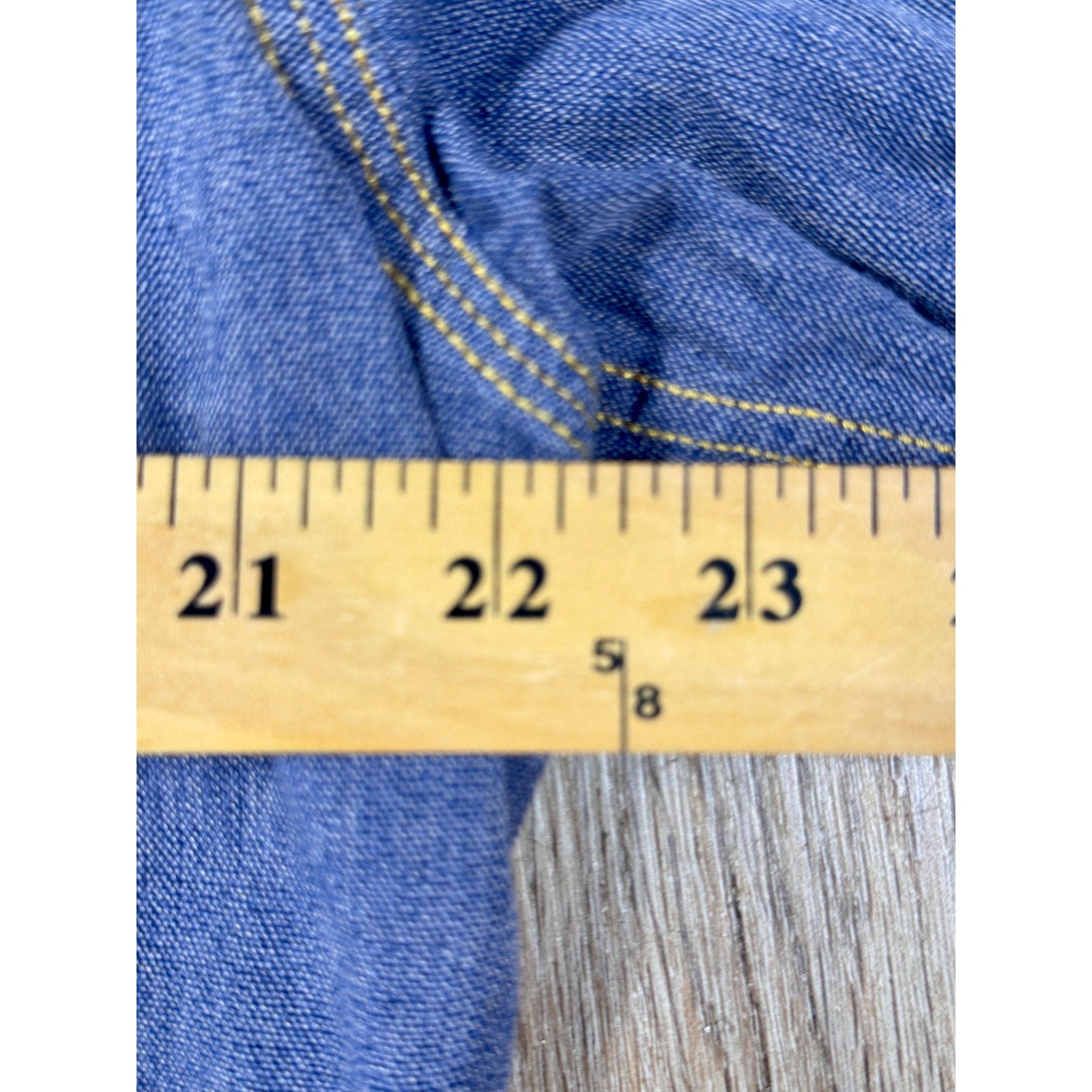 Howler Bros x Clutch Chambray Work Shirt Men’s Large Blue Rare Patch Button Up
