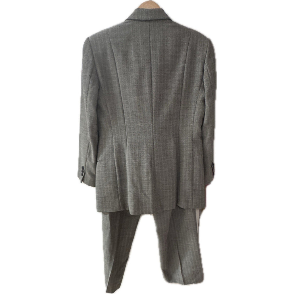 Armani Collezioni Womens Virgin Wool Gray Herringbone Pant Suit Size 4 Italy