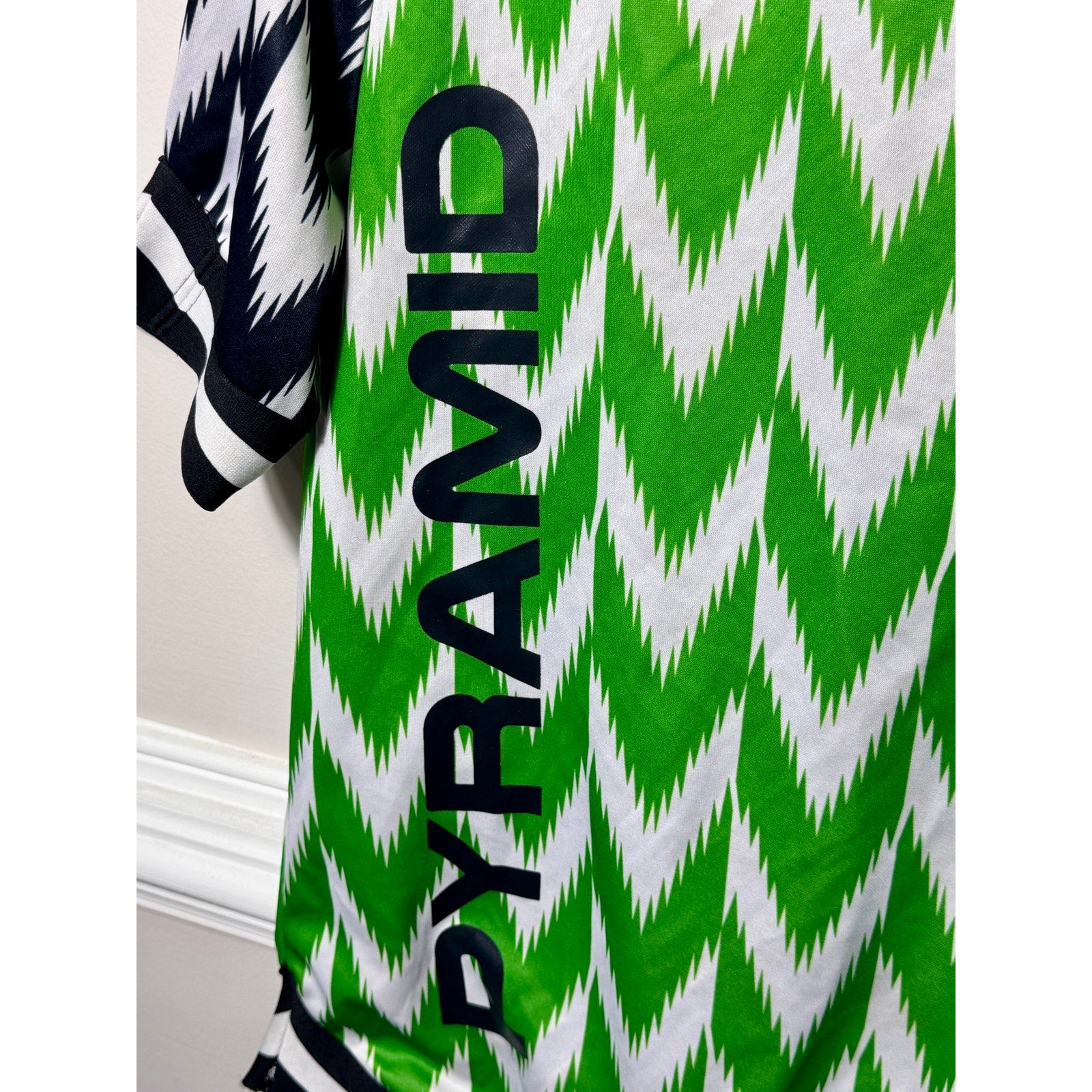 Black Pyramid Nigeria Inspired Soccer Jersey Zig Zag 86 Green White Large