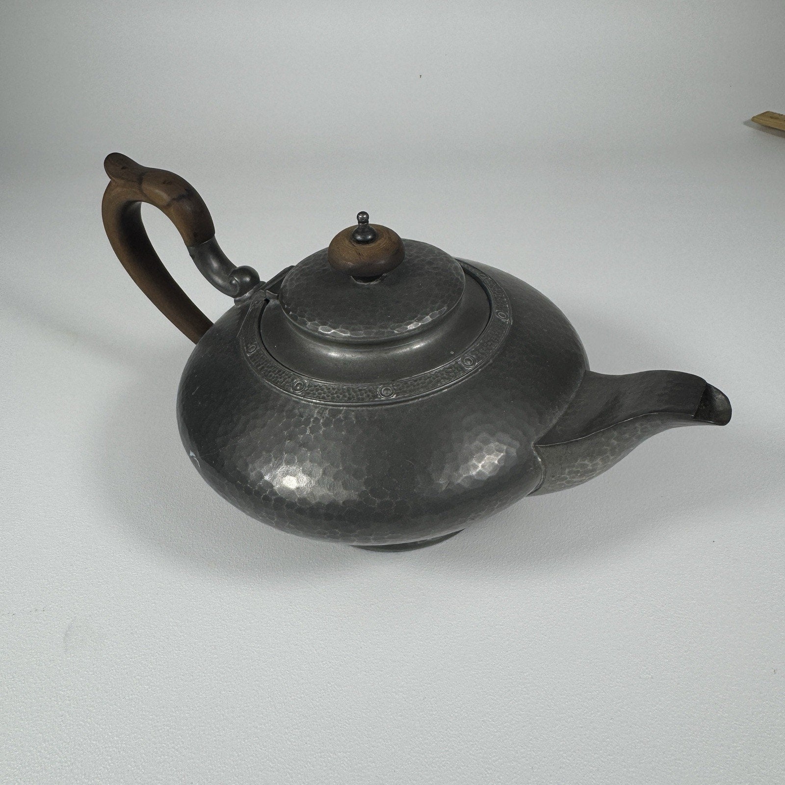 1900s Antique Alex Clark English Pewter Wood No 28 Hand Hammered Teapot London