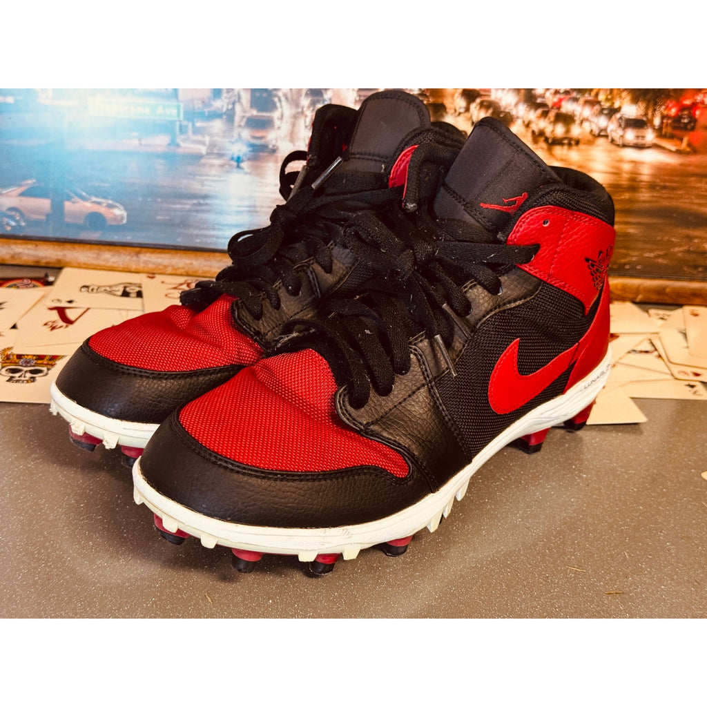 Nike Air Jordan 1 Mid TD Football Cleats Bred Black Red AR5604-061 Men’s Size 9