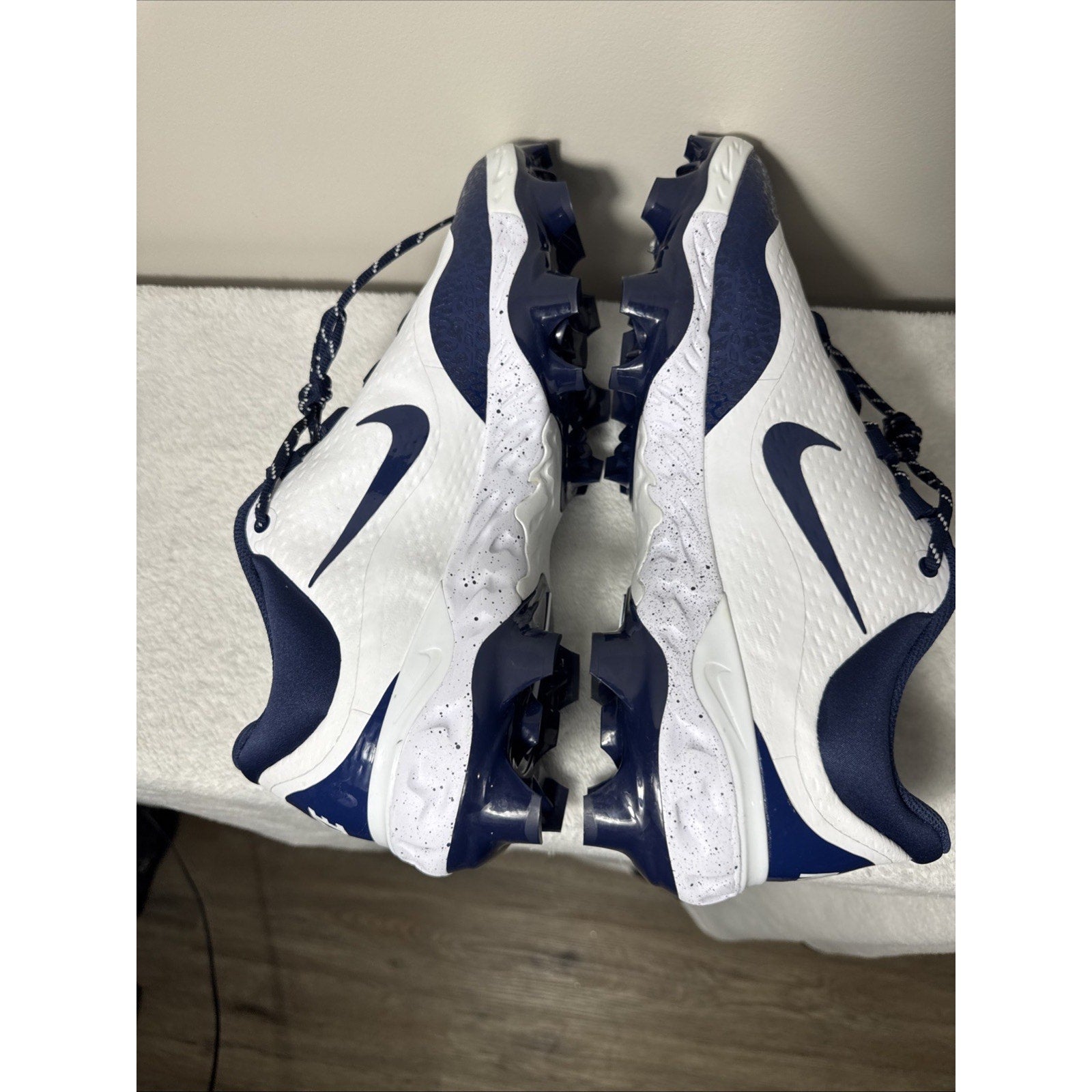Nike Men's Alpha Huarache Elite 15 Low MCS Baseball Cleats White Navy FD6255-107
