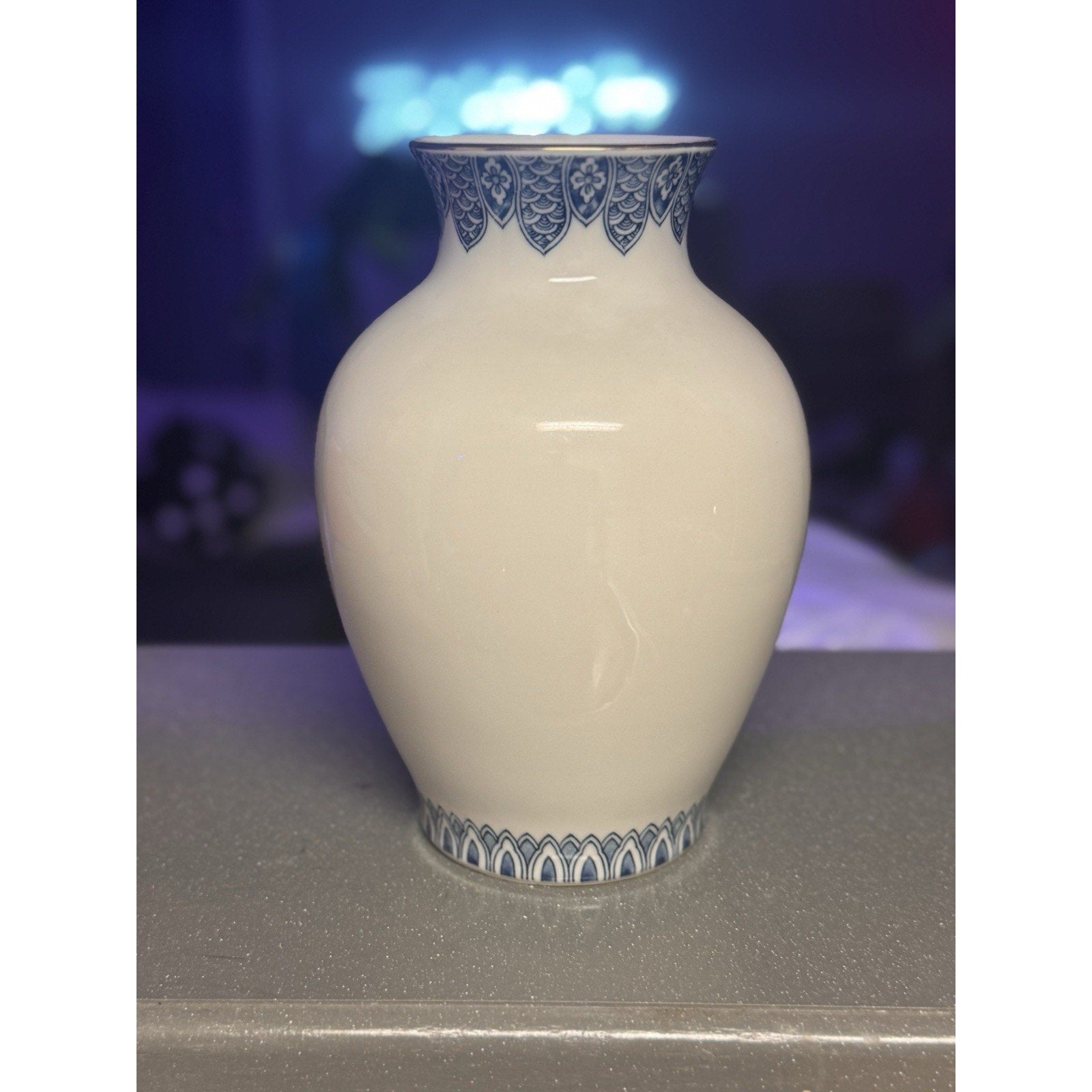 Japanese Satsuma Style Vase Pheasant Peony Gold Trim Blue Rim 9.5 in