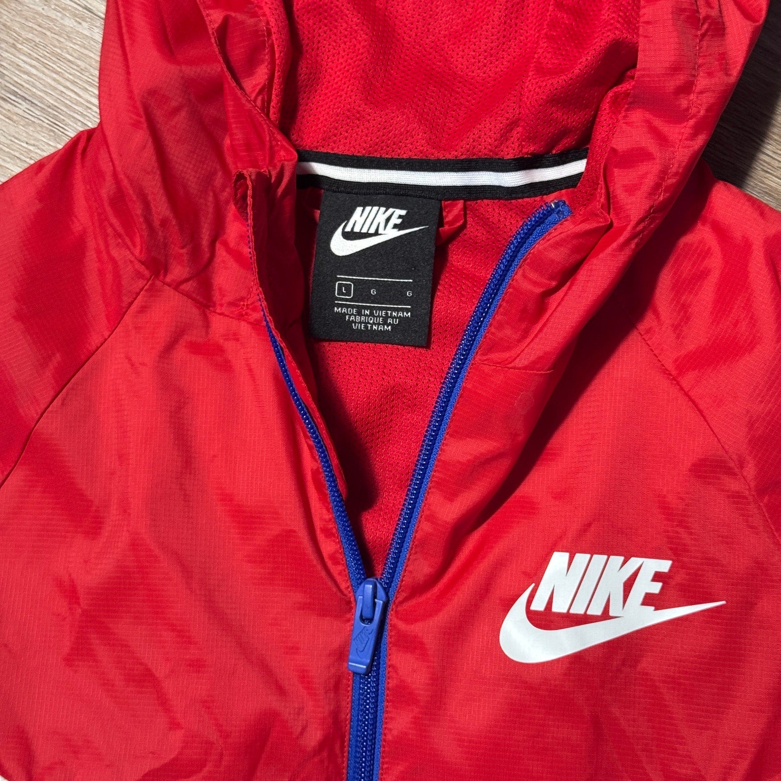 Nike Windrunner Hooded Jacket Youth Large CJ6722-657 Red Blue White