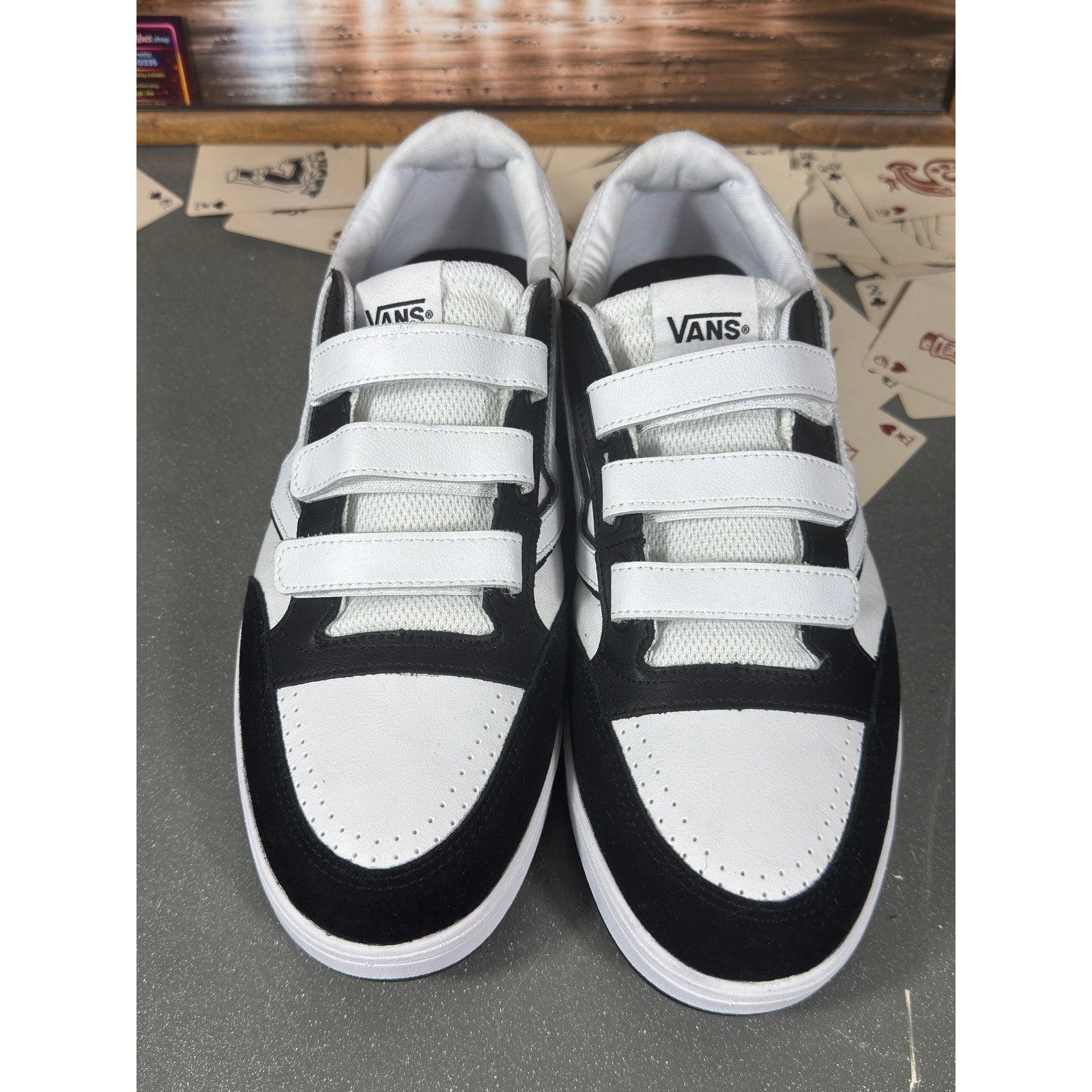 Vans Sport Low Velcro Strap Black White Sneakers Men’s 13 VN721356 New