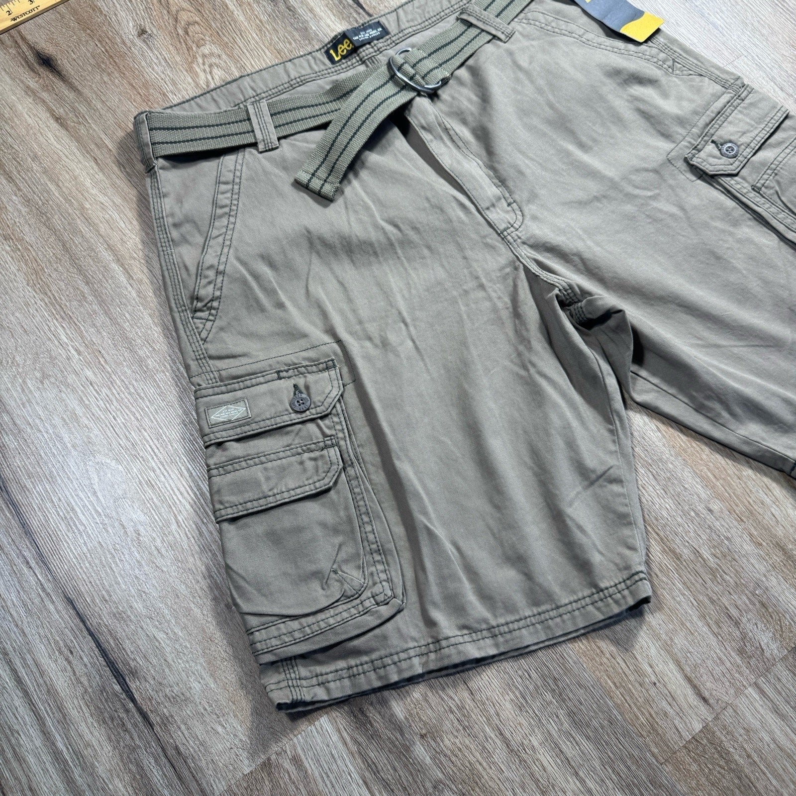 Lee Legendary Wyoming Cargo Shorts Mens 40 Gray NWT Utility Workwear Belted