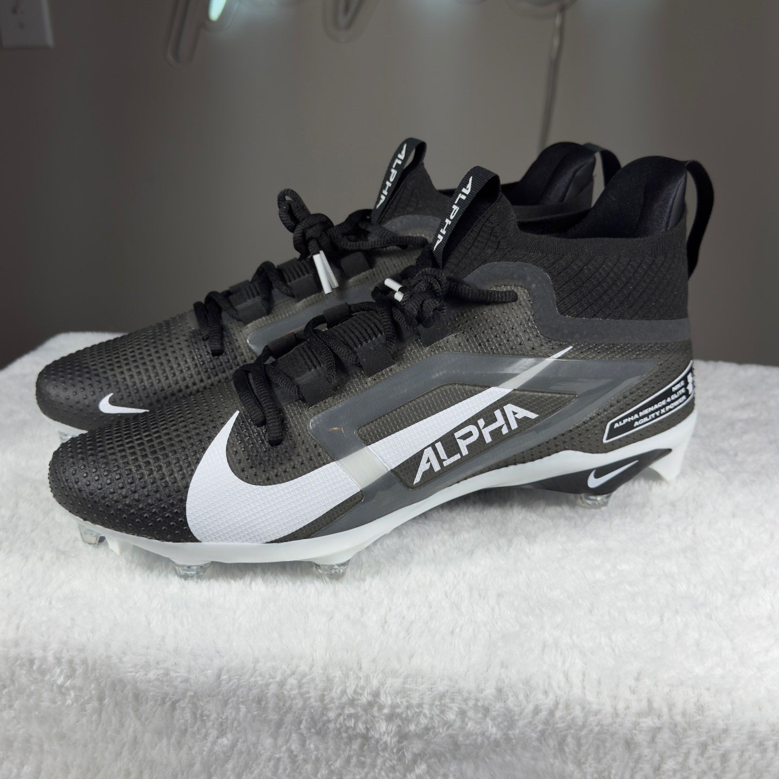 Nike Alpha Menace 4 Elite Football Cleats Black White HF5690-001 Sz 12
