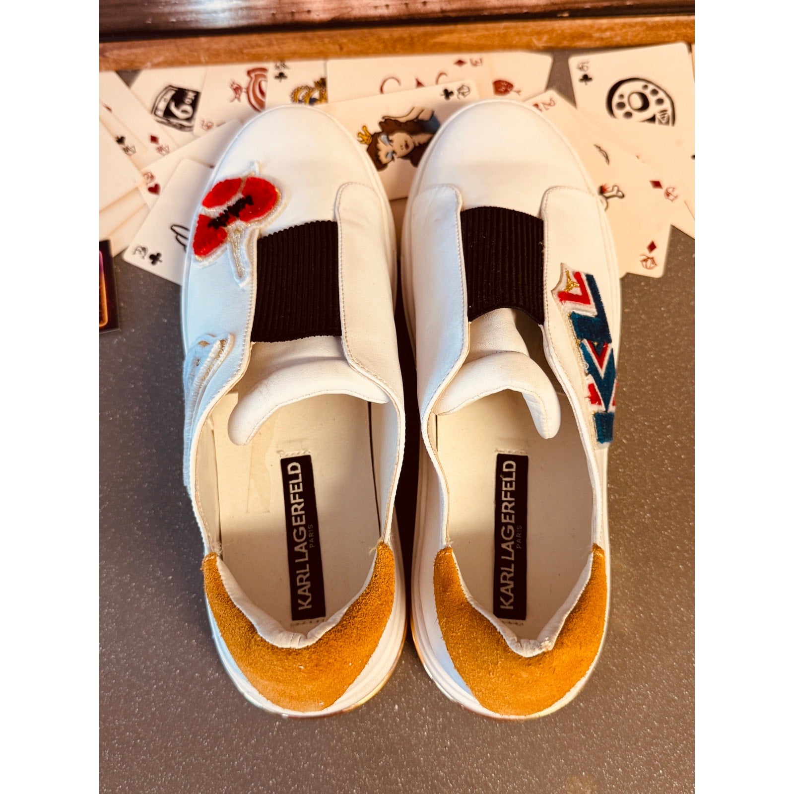 Karl Lagerfeld Paris Women’s Slip On Sneakers White Leather Cat Logo Patch 9.5