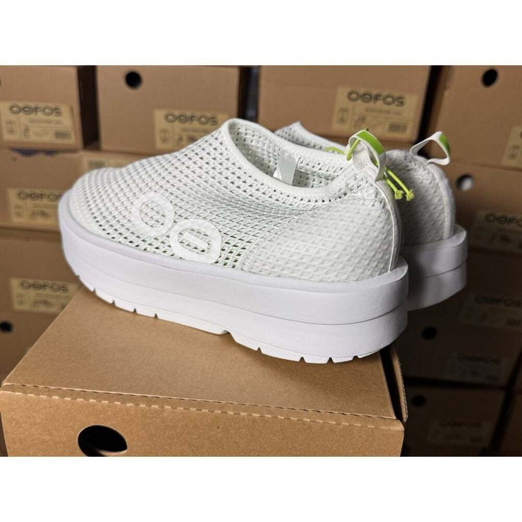 OOFOS OOmega Chukka Women’s White Recovery Shoes sz 9.5 5173 Comfort Slip-On