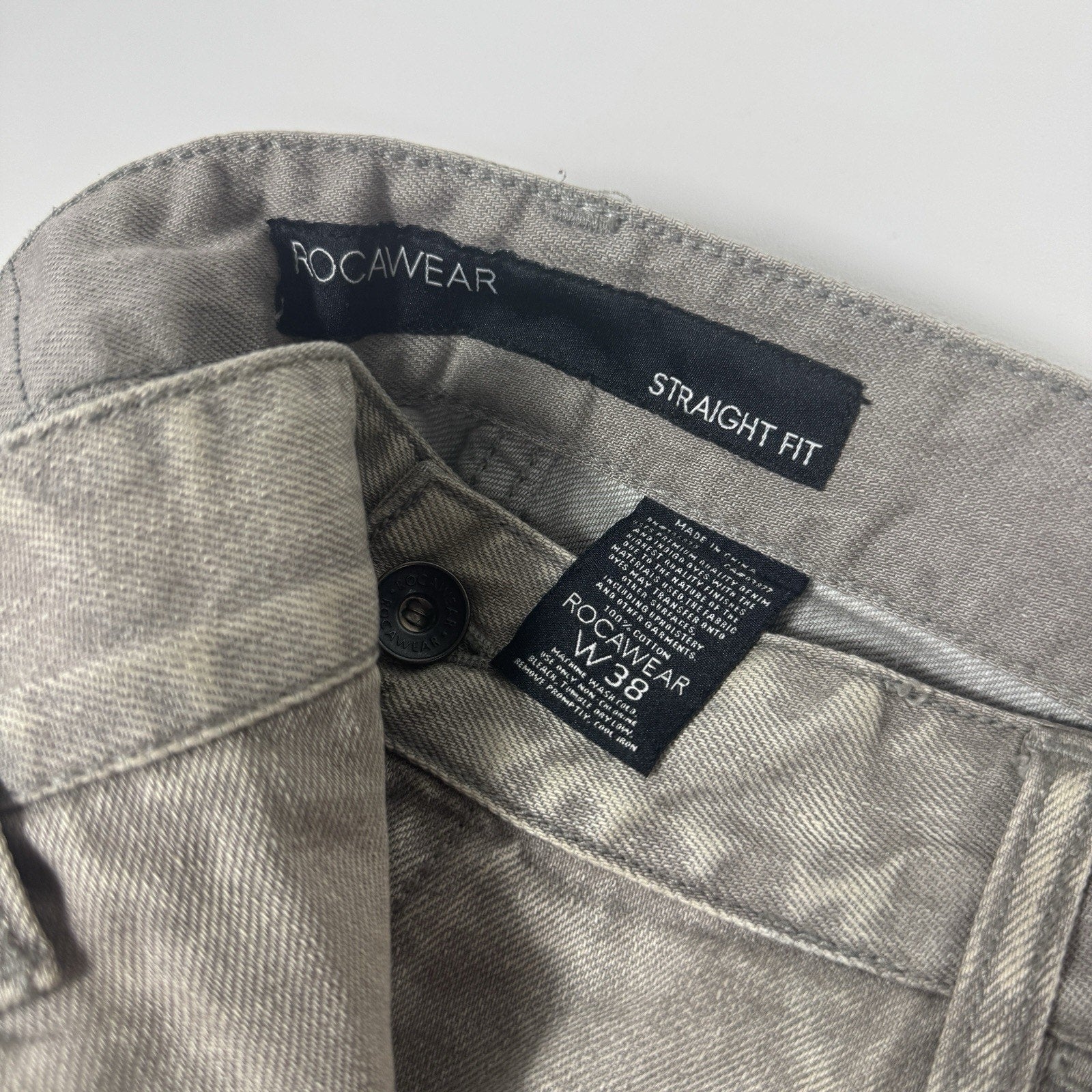 Rocawear Straight Fit Gray Wash Jeans Mens 38 x 33 Y2K Hip Hop Denim Pants