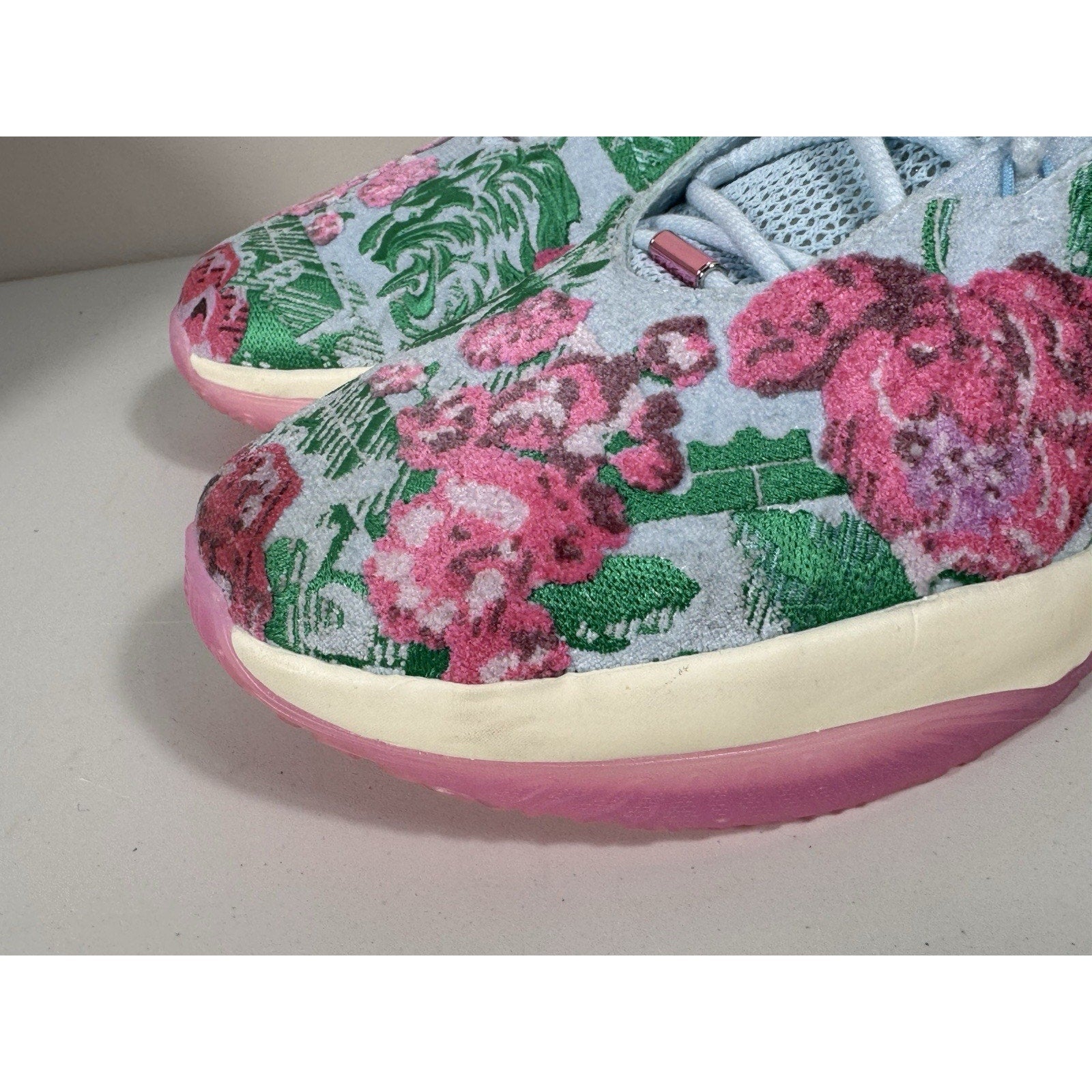 Nike LeBron 21 Premium EP Pearl of Z Grandma’s Couch Pack PE Size 18 FV7276-401