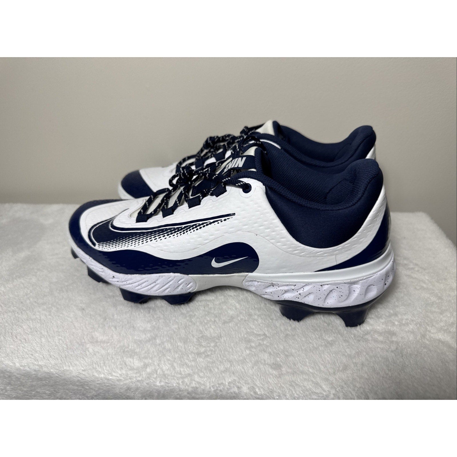 Nike Men's Alpha Huarache Elite 15 Low MCS Baseball Cleats White Navy FD6255-107