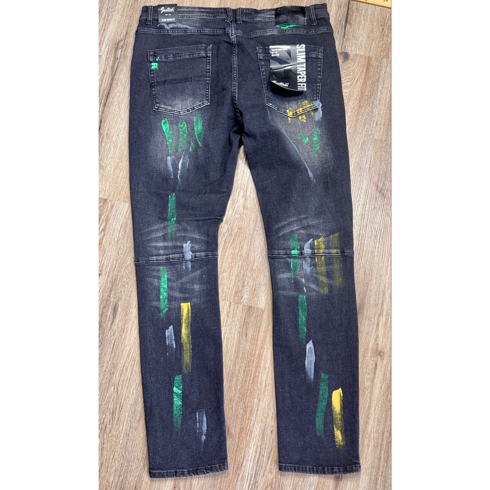 Switch Remarkable Distressed Paint Splatter Jeans Men’s 40x32 Slim Taper Black Denim NWT