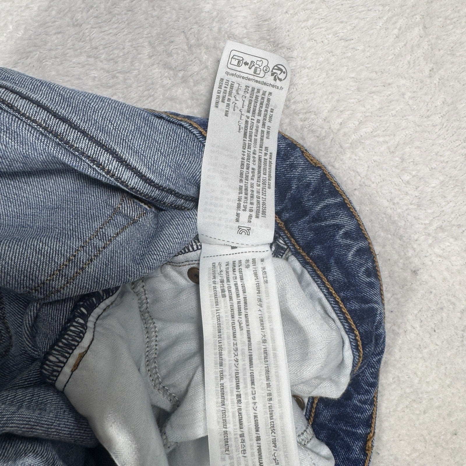Abercrombie & Fitch Curve Love High Rise Distressed Skinny Jeans Womens 33 16L