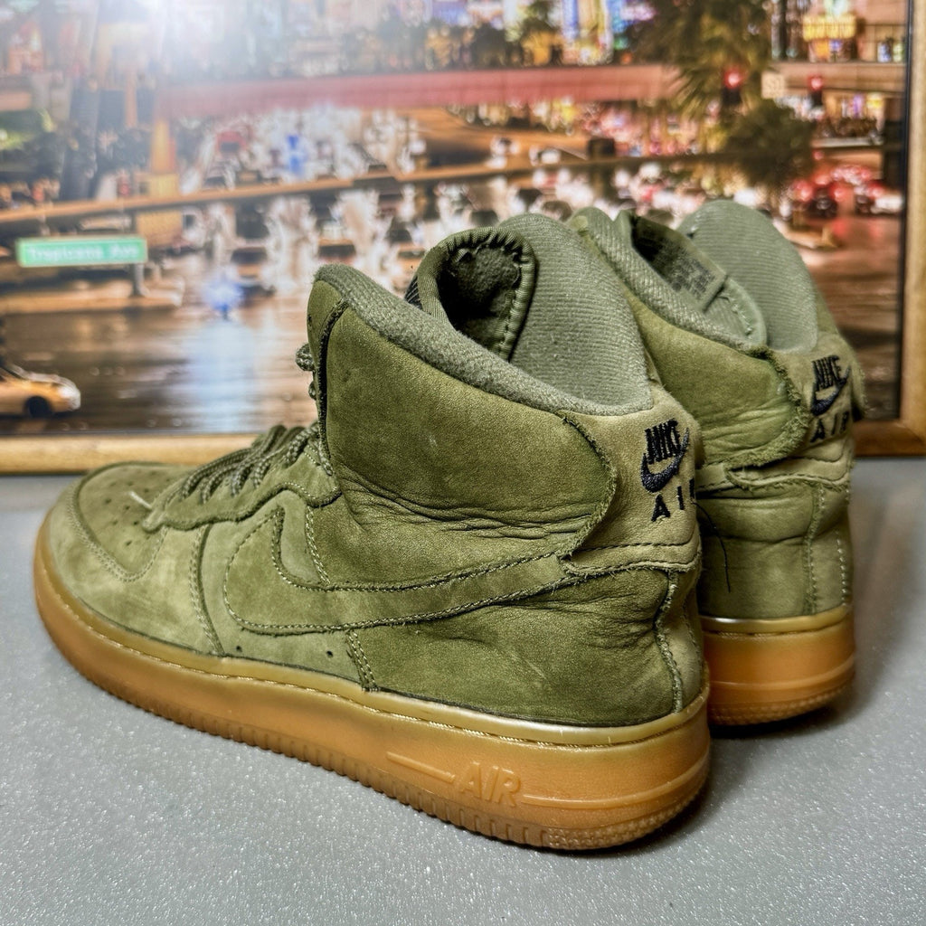 Nike Air Force 1 High WB GS Medium Olive Dark Gum 922066-202 Women’s 7 - 5.5Y