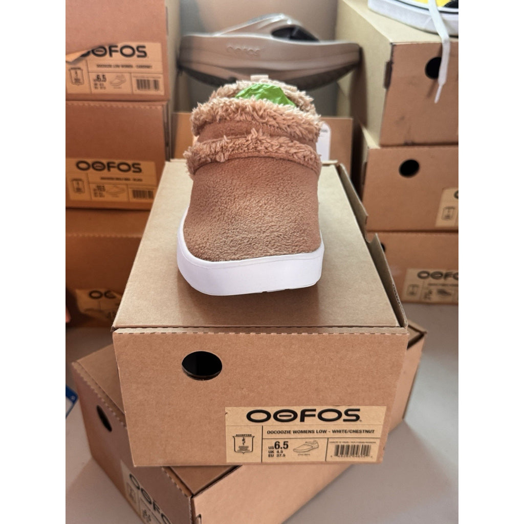 Oofos OOcoozie Womens 6.5 Shoe Slippers Comfort Fleece Recovery Slip On Chestnut