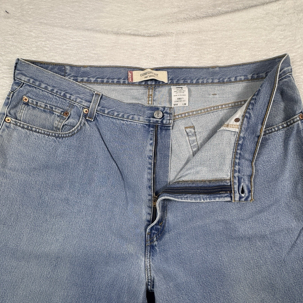 VTG 2004 Levi's 560 Comfort Fit Jeans Men's 44x30 Light Wash Relaxed Denim
