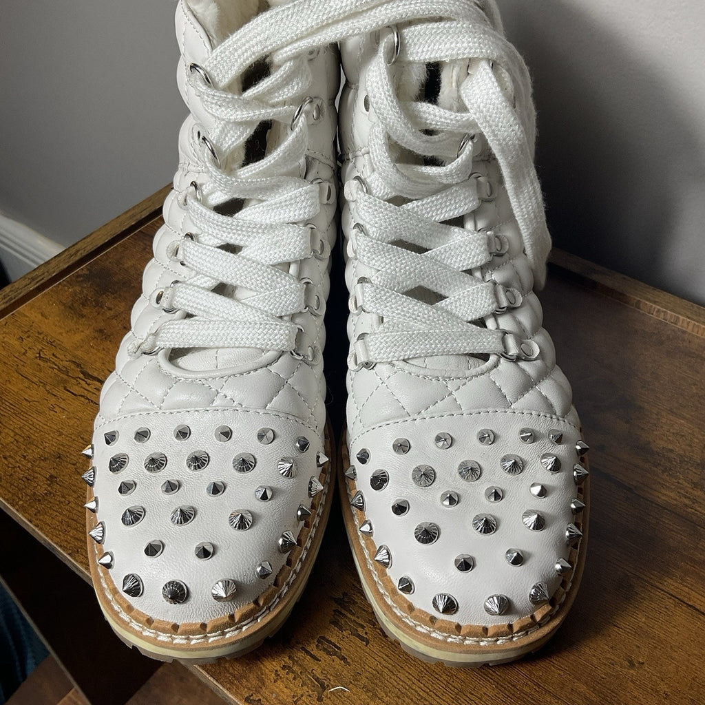 Women’s Sz 8.5 Sam Edelman Cold Weather Bren Studded Combat Boot White Punk