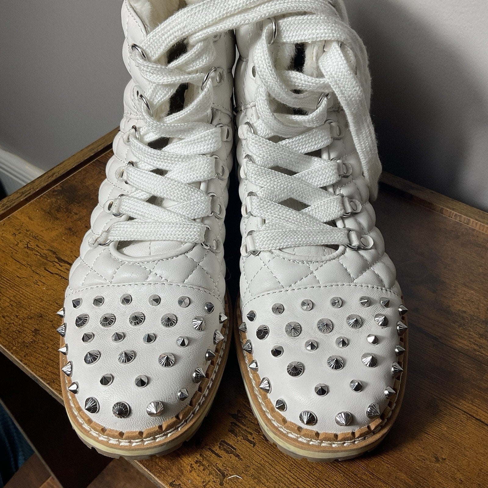 Women’s Sz 8.5 Sam Edelman Cold Weather Bren Studded Combat Boot White Punk