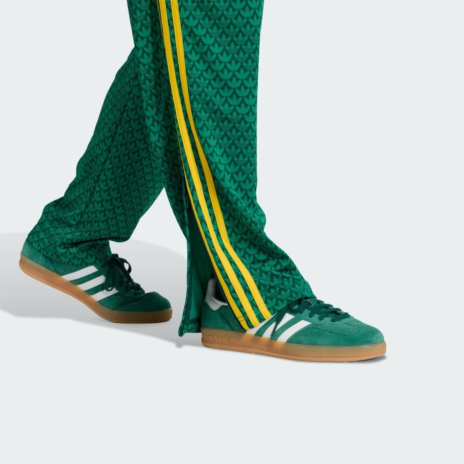adidas Originals Firebird Loose Monogram Track Pants Men XL Green Yellow KD0396