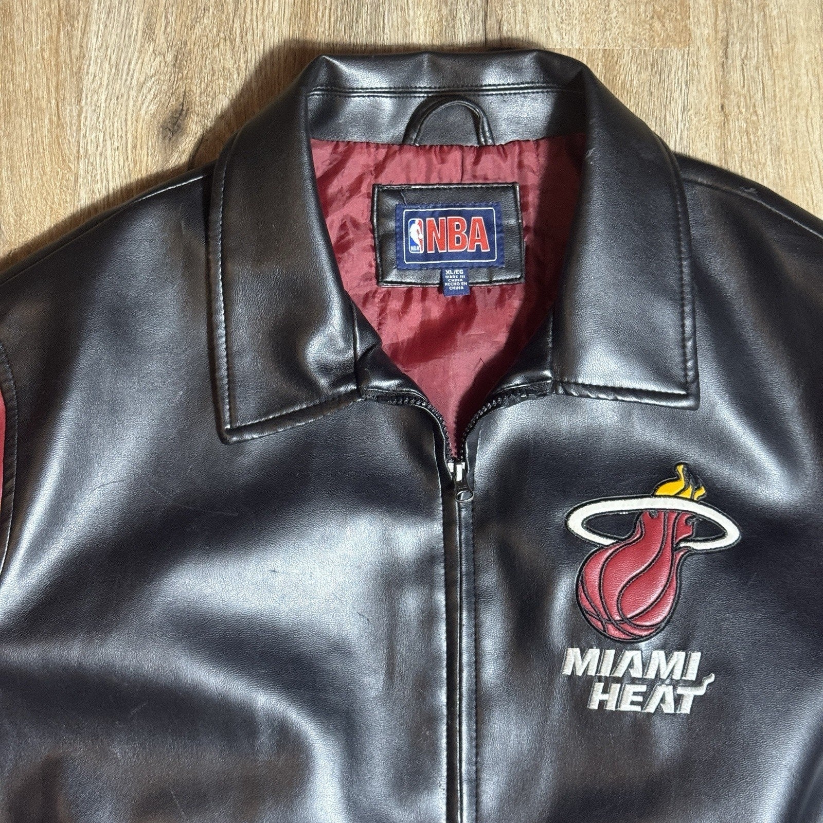 Vintage Y2K Miami Heat NBA Basketball Black Leather Bomber Jacket Men’s XL RARE
