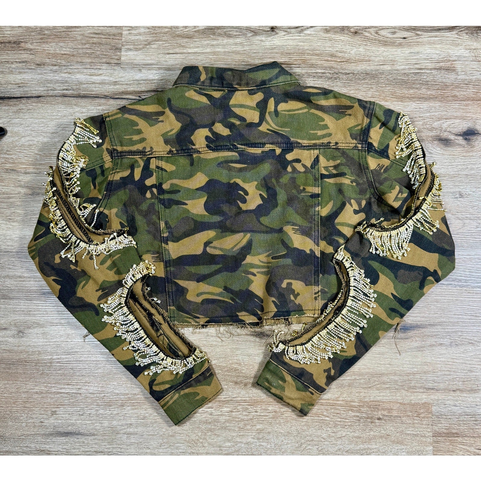 Azalea Wang Camo Rhinestone Fringe Cold Shoulder Cropped Trucker Jacket Small S