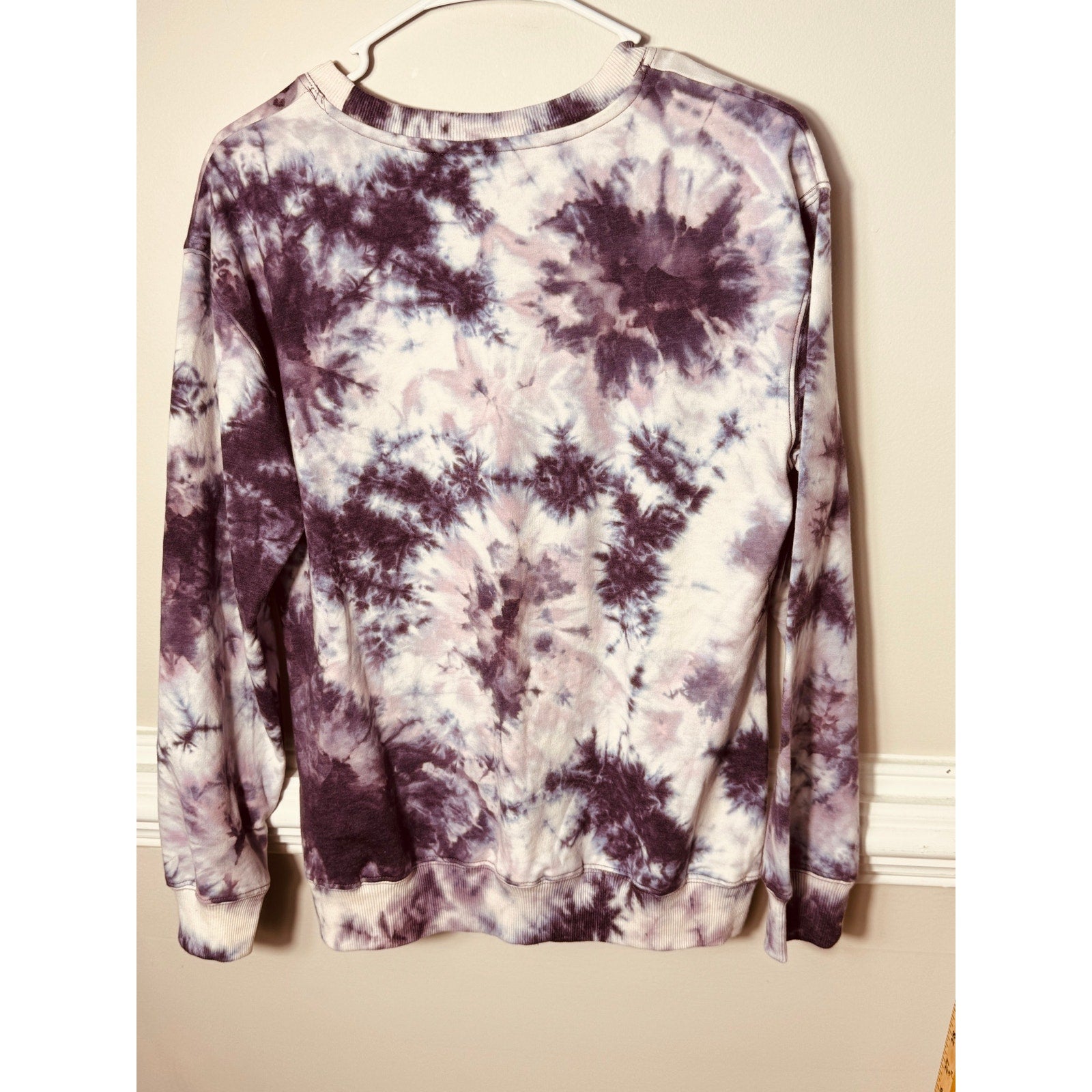 MTV Music Television Tie Dye Sweatshirt Purple White Graphic Crewneck Medium
