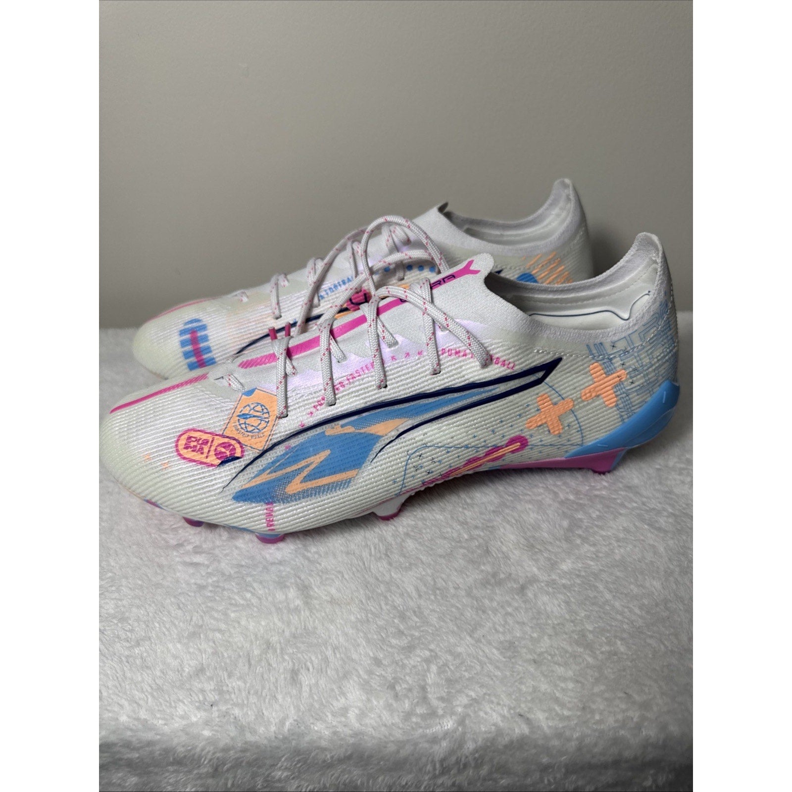 Puma Ultra Ultimate FG/AG Soccer Cleats White Pink Blue Size 9.5 108063-01 Rare