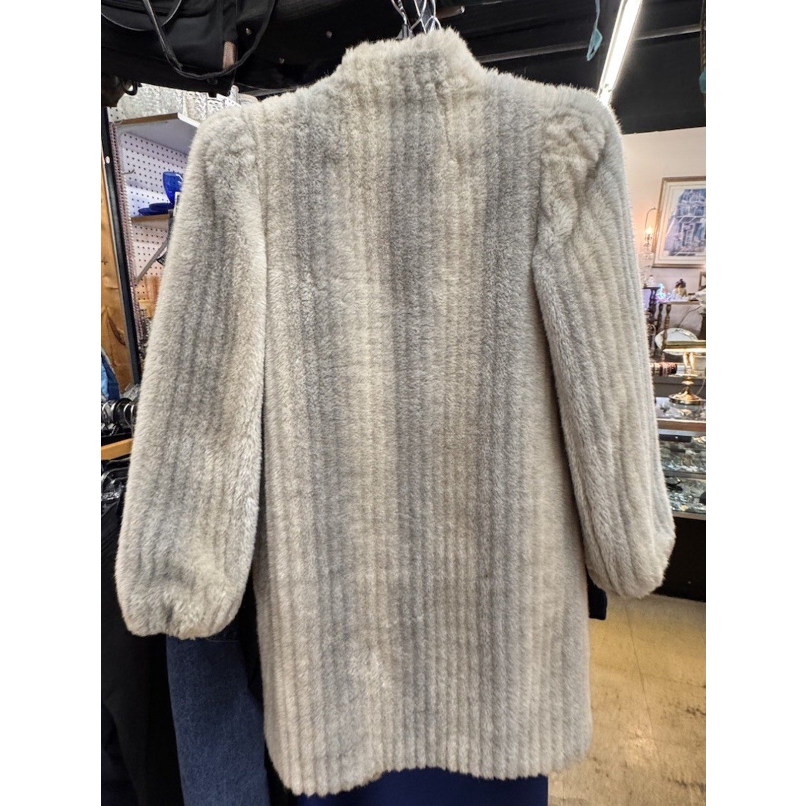 Vtg Sagone Juniors Gray Faux Fur Coat Monterey Mills Paris New York M/L Luxury