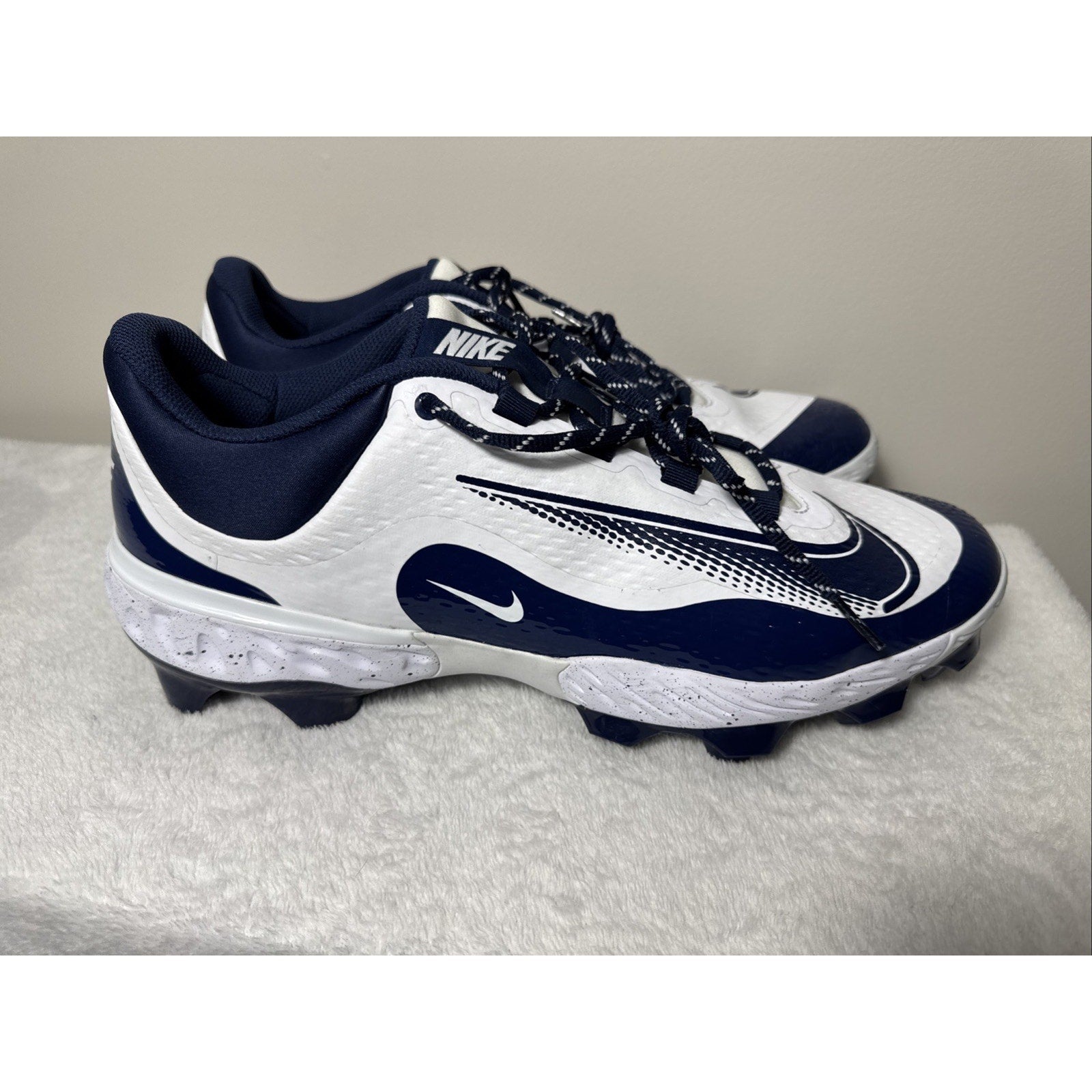 Nike Men's Alpha Huarache Elite 15 Low MCS Baseball Cleats White Navy FD6255-107