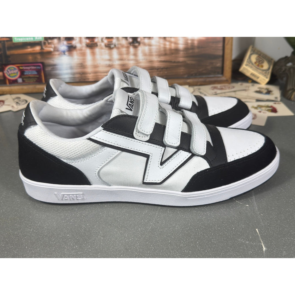 Vans Sport Low Velcro Strap Black White Sneakers Men’s 13 VN721356 New