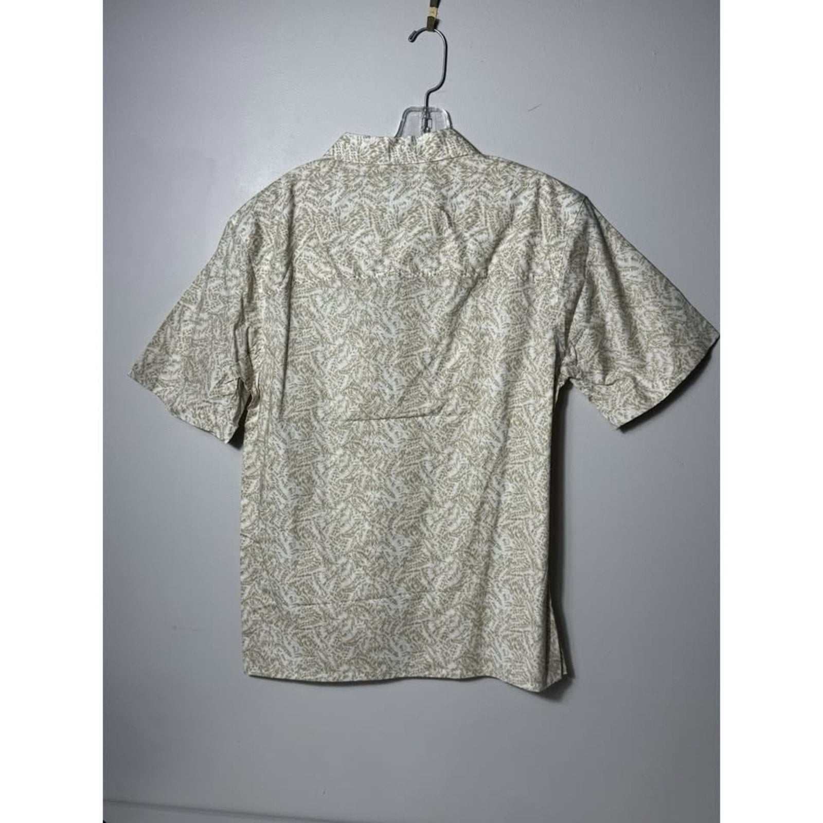 Crosby & Howard Men’s Shirt M Light Khaki Palm Print Button Down NWT $79