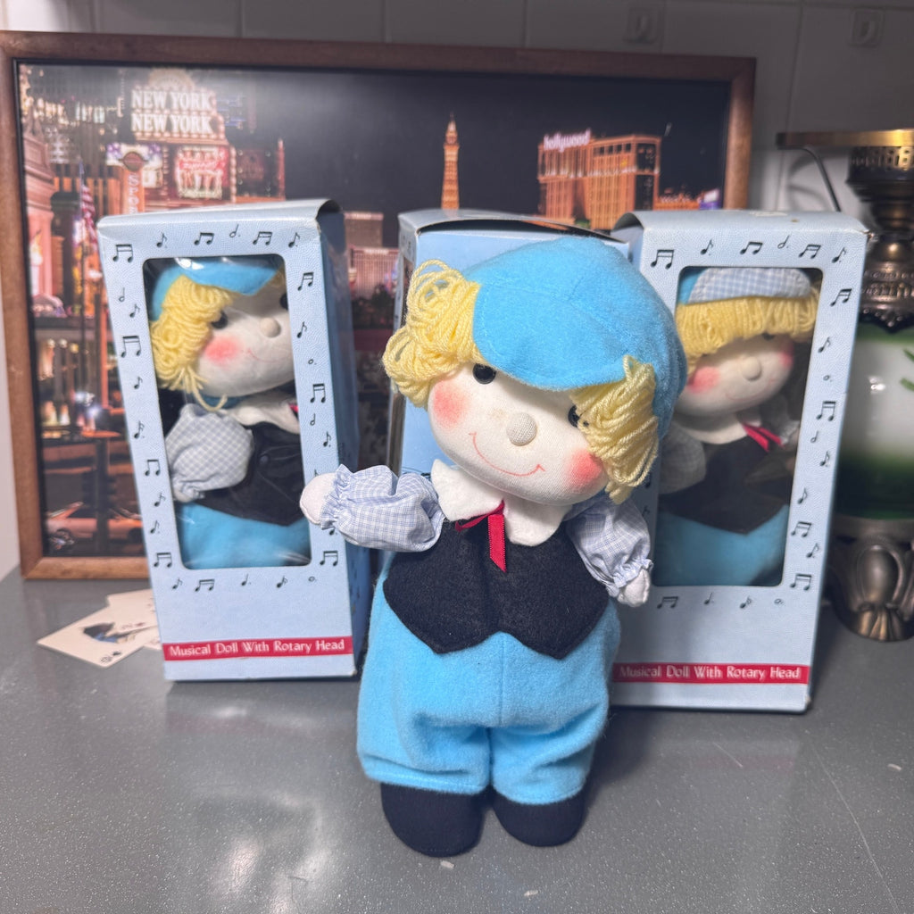 3 Vtg Faratak Musical Dolls With Rotary Head NOS Taiwan Wind Up Boxed Doll 1991