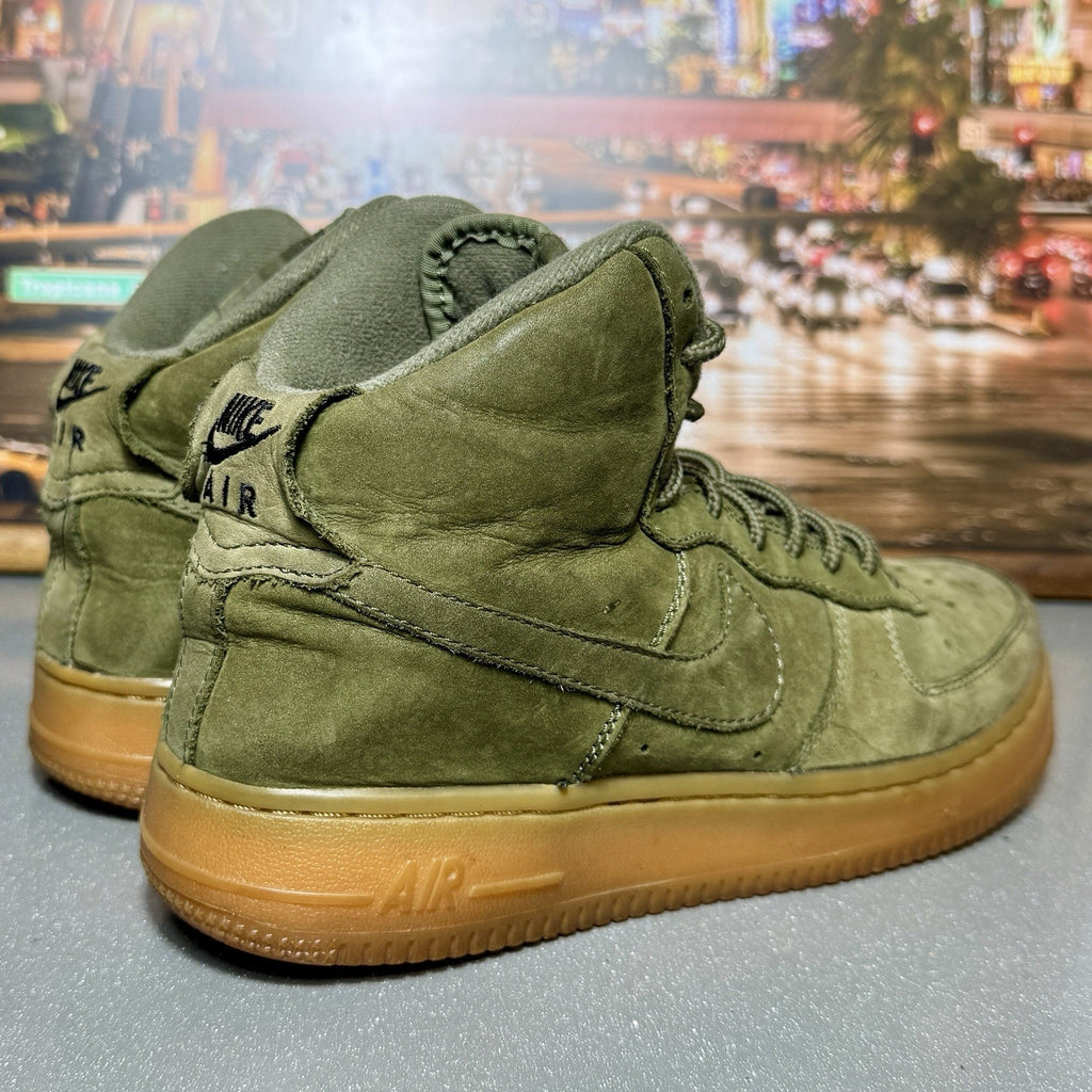 Nike Air Force 1 High WB GS Medium Olive Dark Gum 922066-202 Women’s 7 - 5.5Y