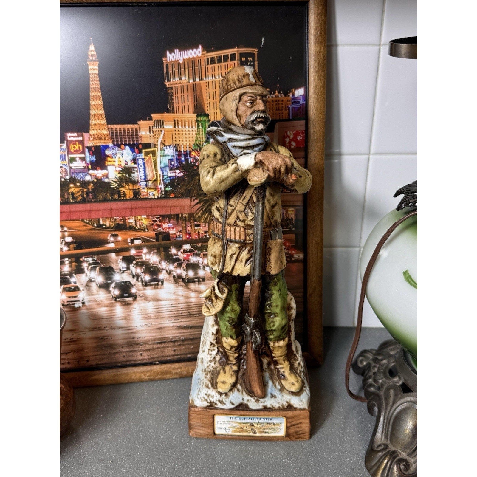 Vtg 1976 Homan The Buffalo Hunter Decanter C.M. Russell Japan 13in Western Bar