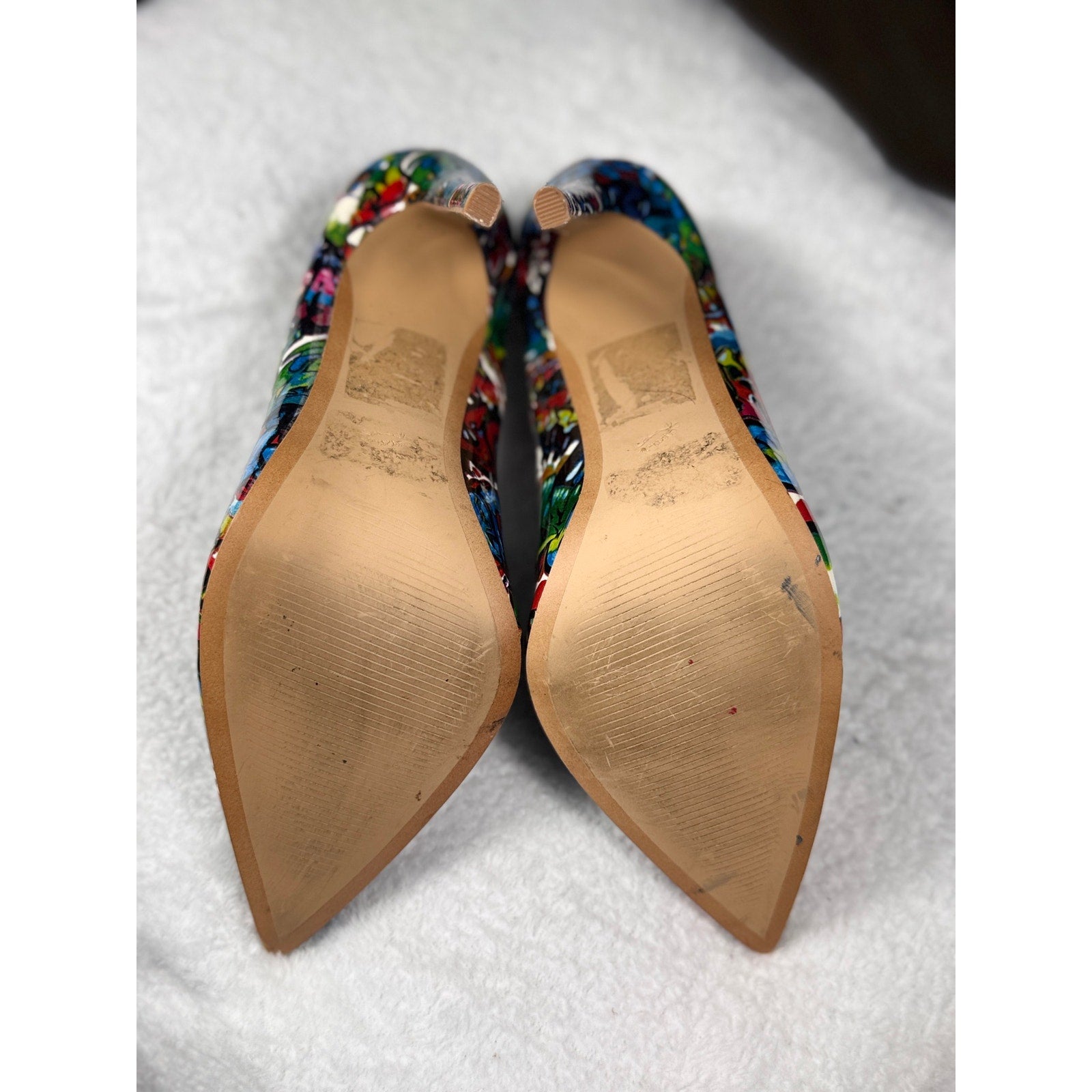 Shoe Republic LA Graffiti Print Stiletto Heels Women’s Size 6.5 7 Pointed Toe Pumps